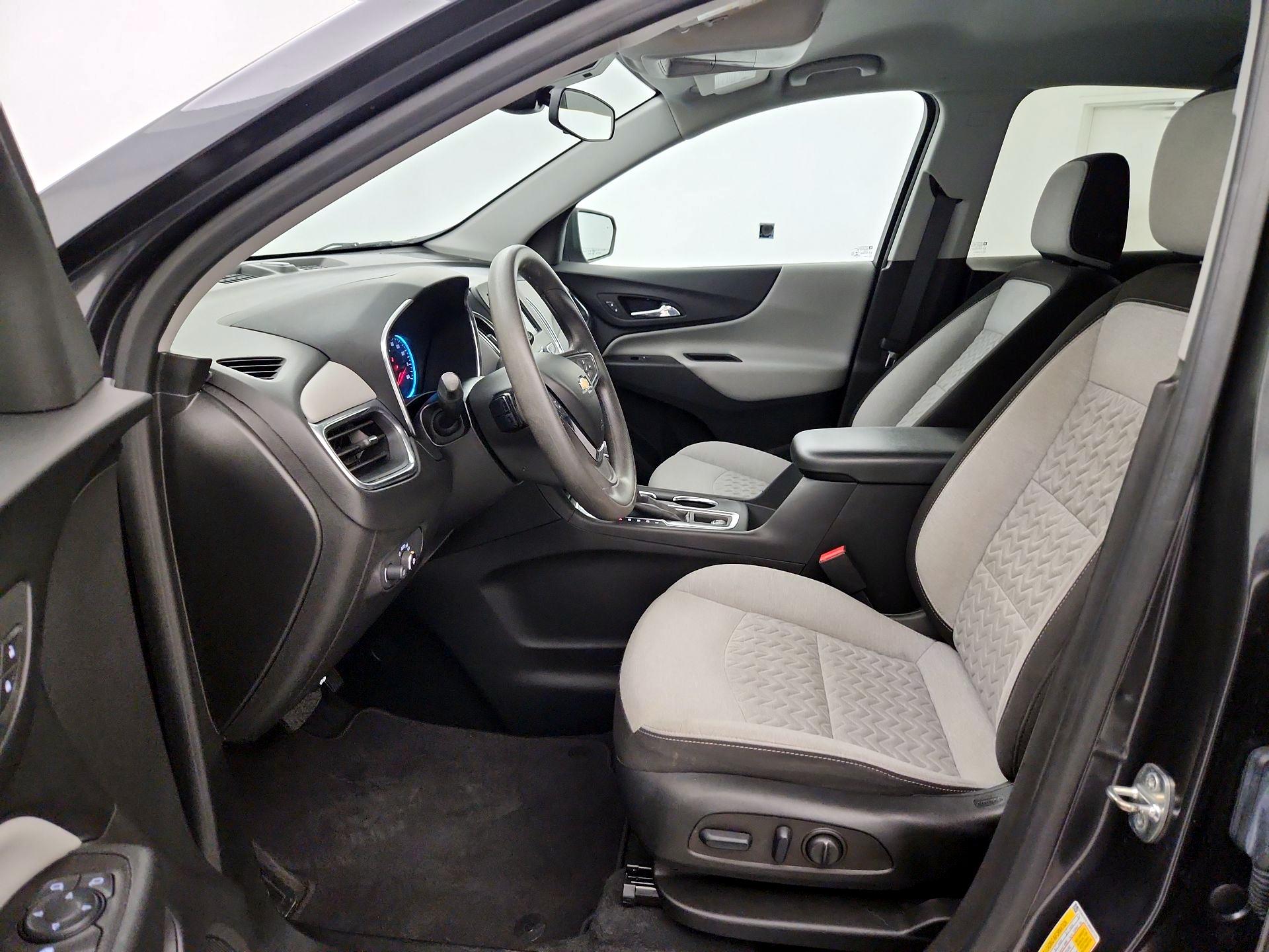 Thumbnail: 2022 Chevrolet Equinox - 11