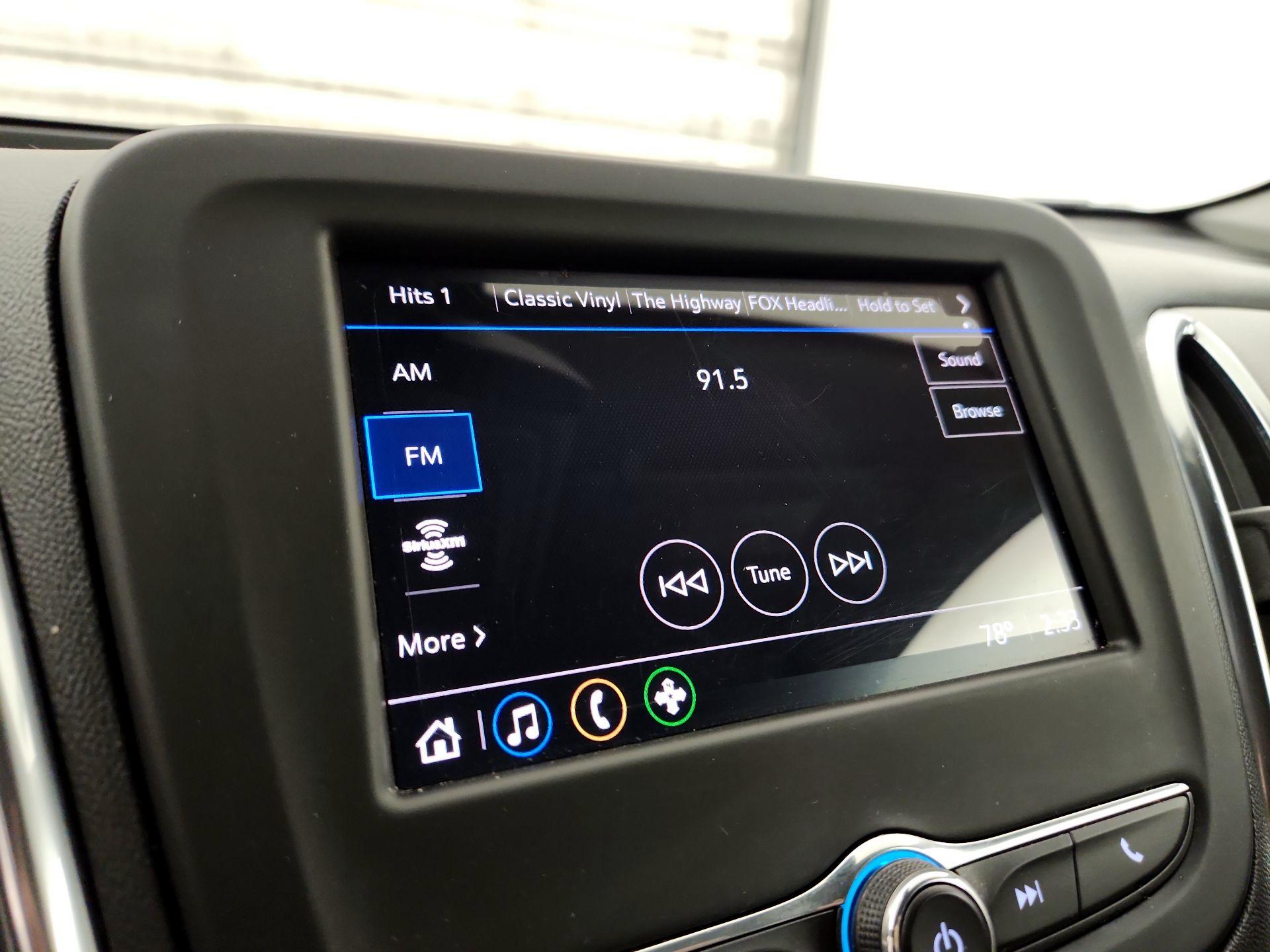 Thumbnail: 2022 Chevrolet Equinox - 15