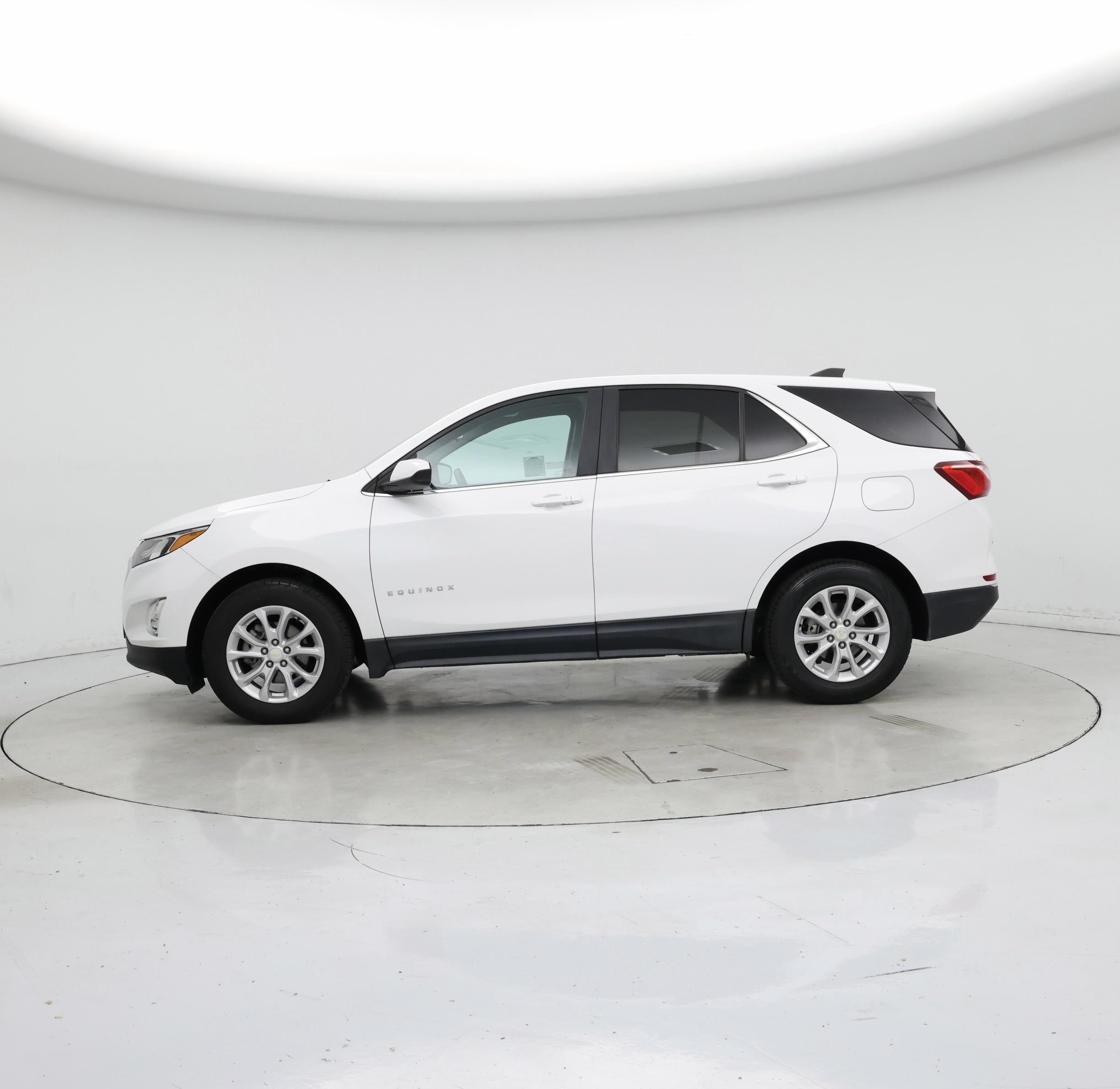 Thumbnail: 2021 Chevrolet Equinox - 3