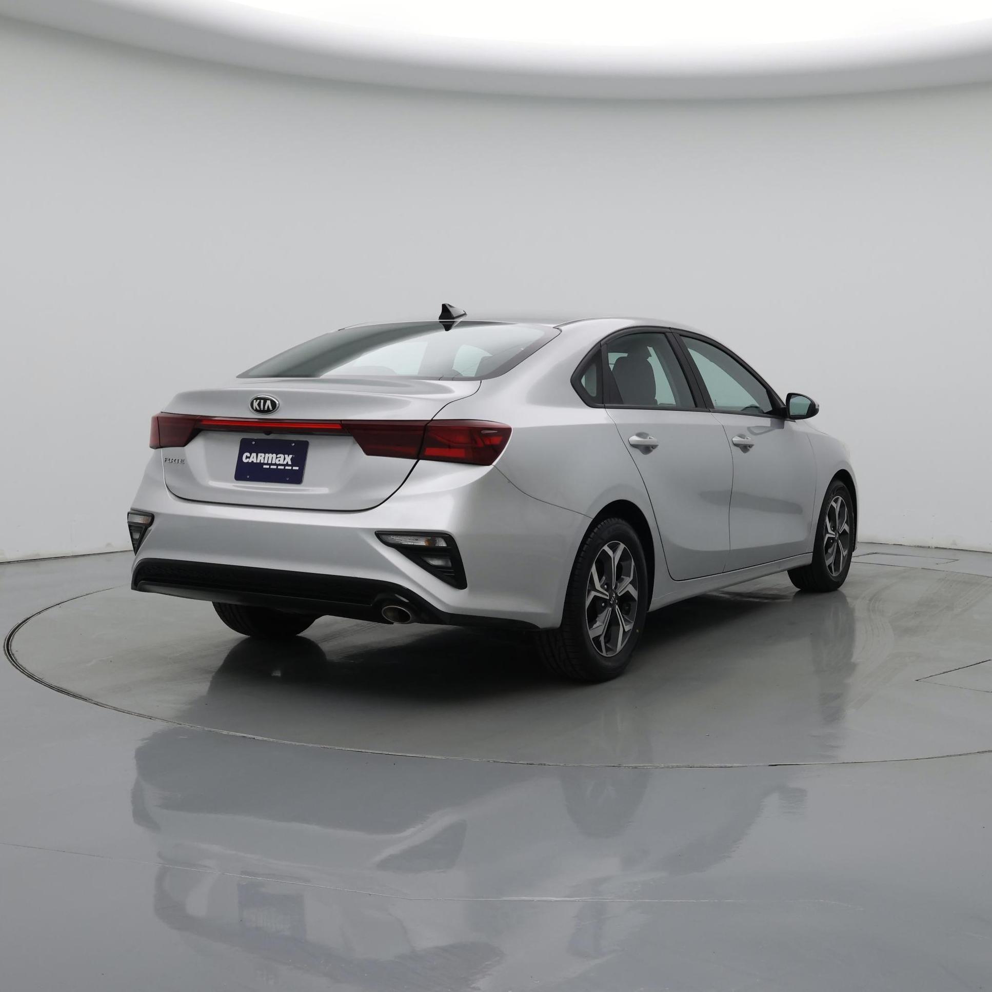 Thumbnail: 2021 Kia Forte - 8