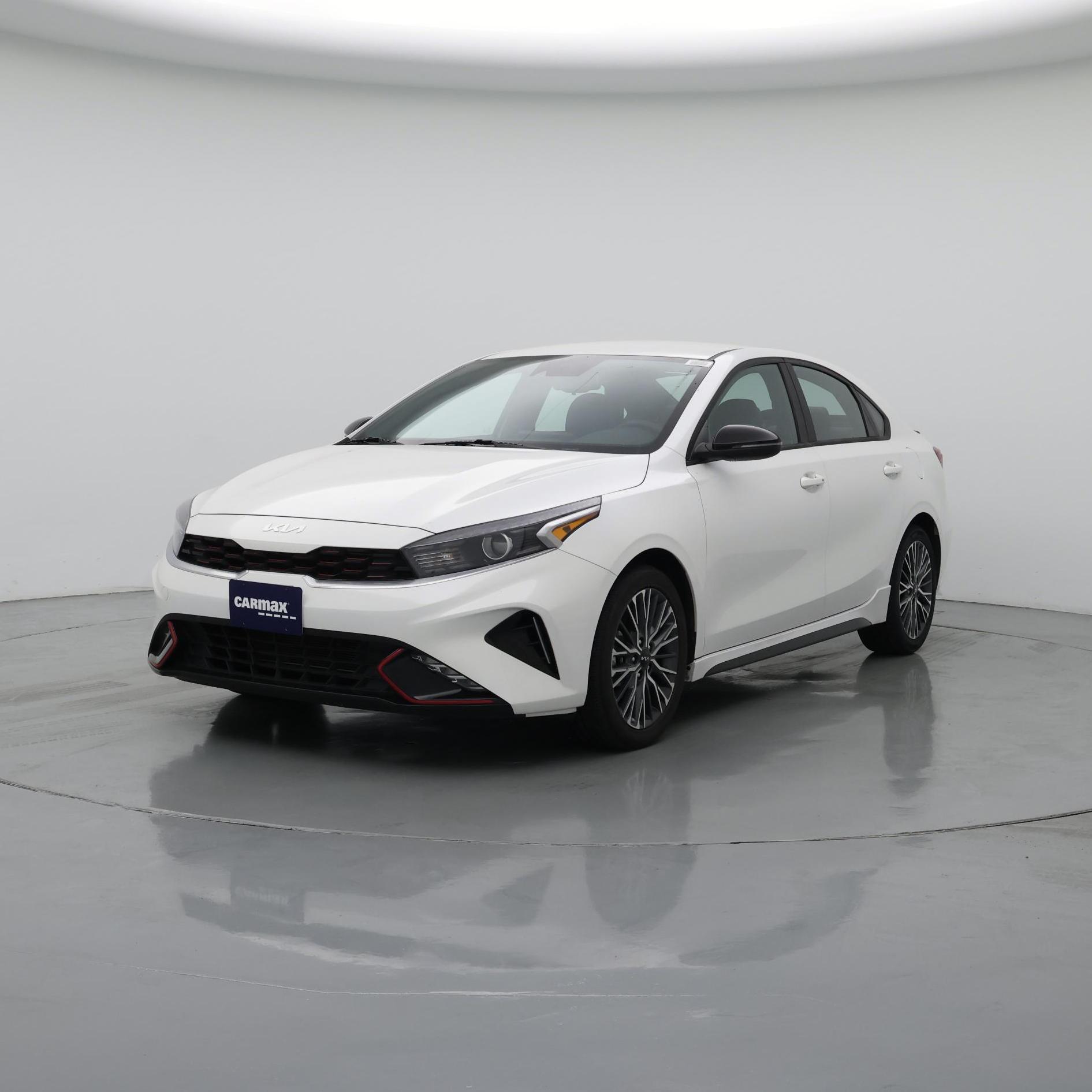 Thumbnail: 2023 Kia Forte - 4