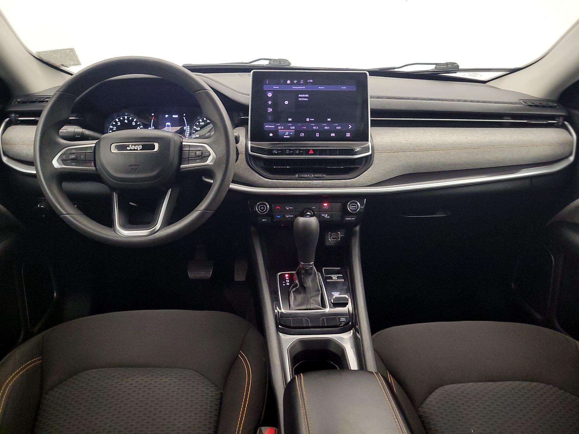 Thumbnail: 2022 Jeep Compass - 9