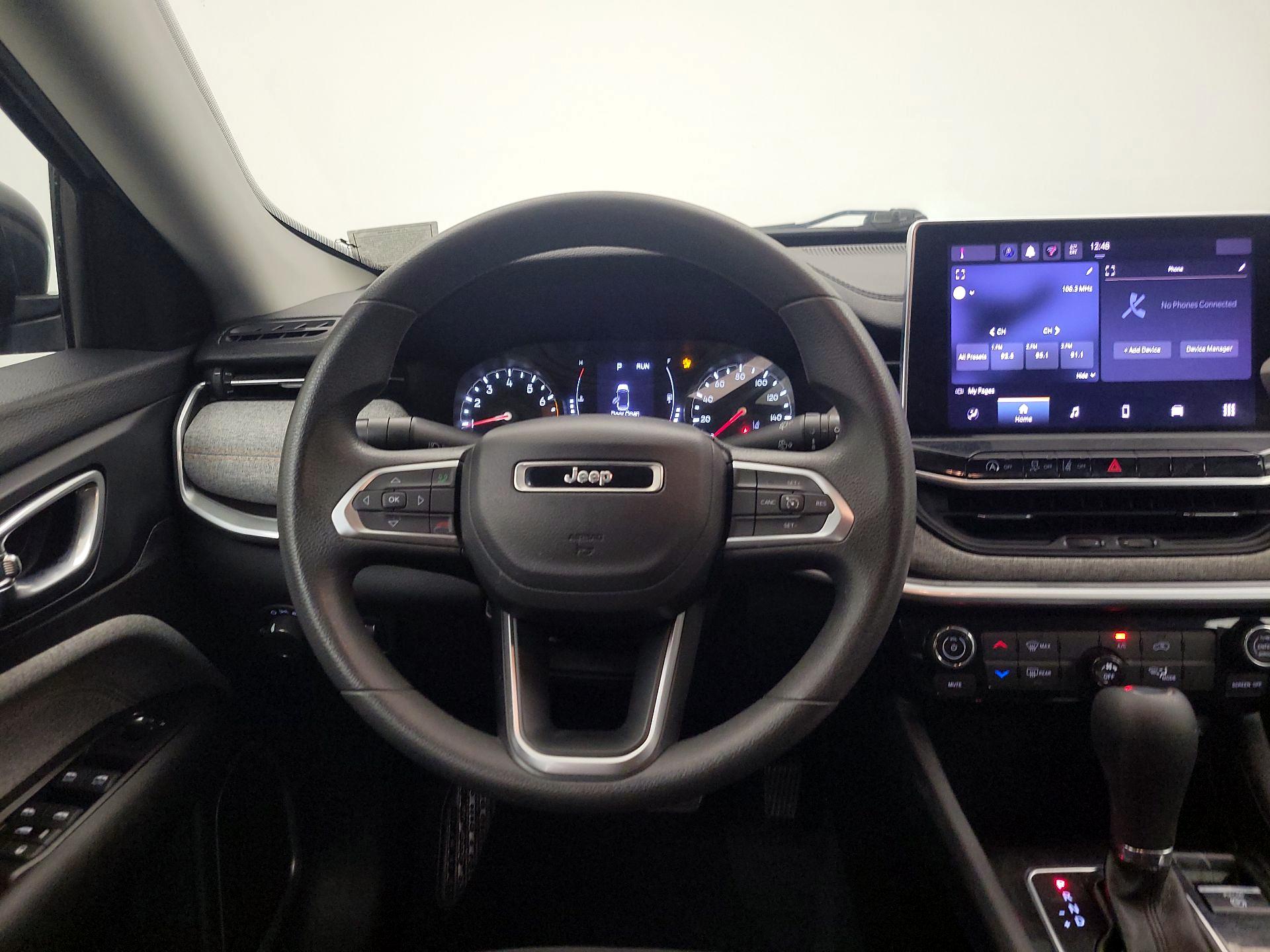 Thumbnail: 2022 Jeep Compass - 10
