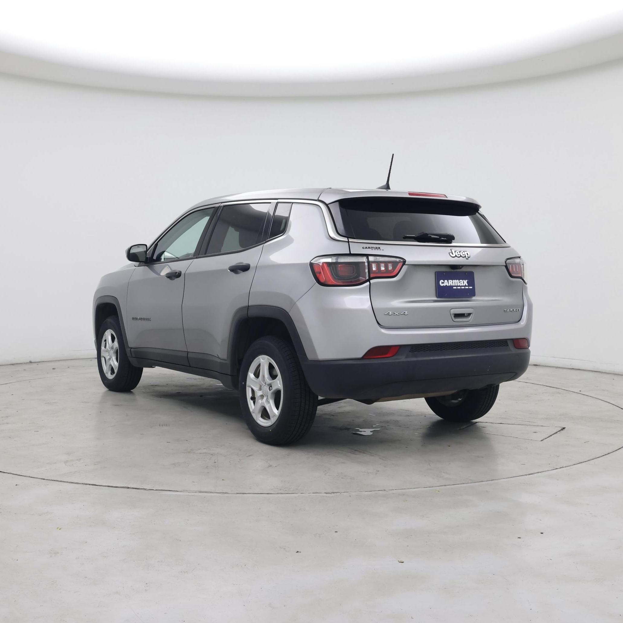 Thumbnail: 2022 Jeep Compass - 2