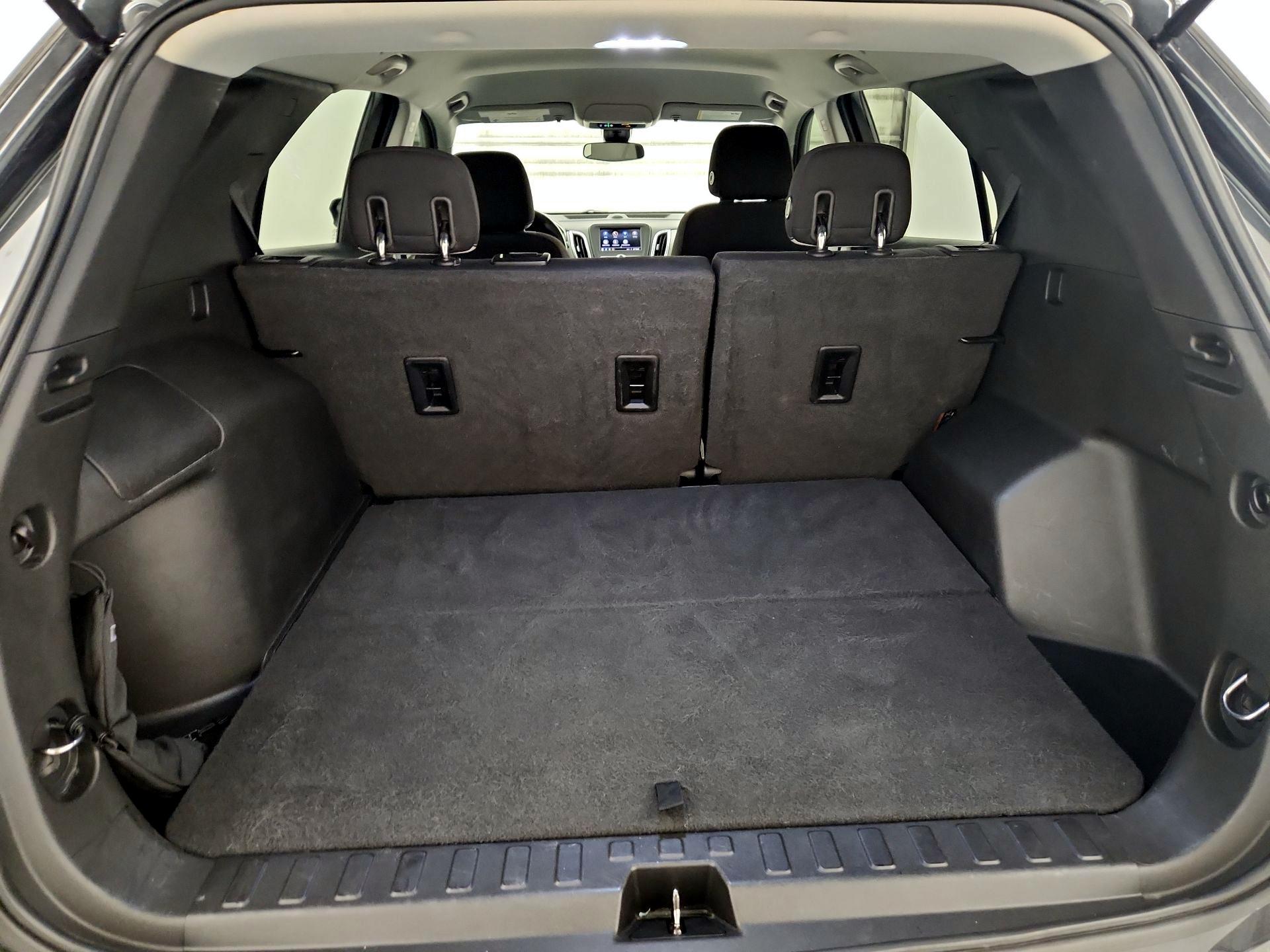 Thumbnail: 2020 Chevrolet Equinox - 20