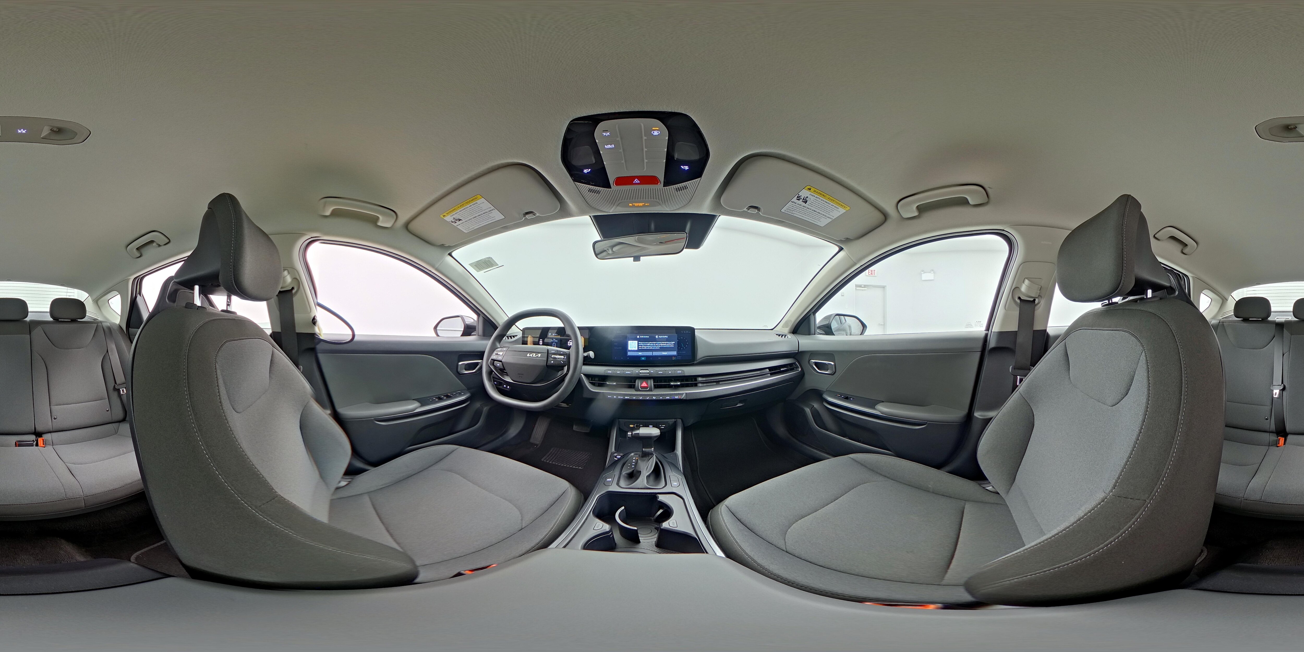 2025 Kia K4 LXS - Photo 24