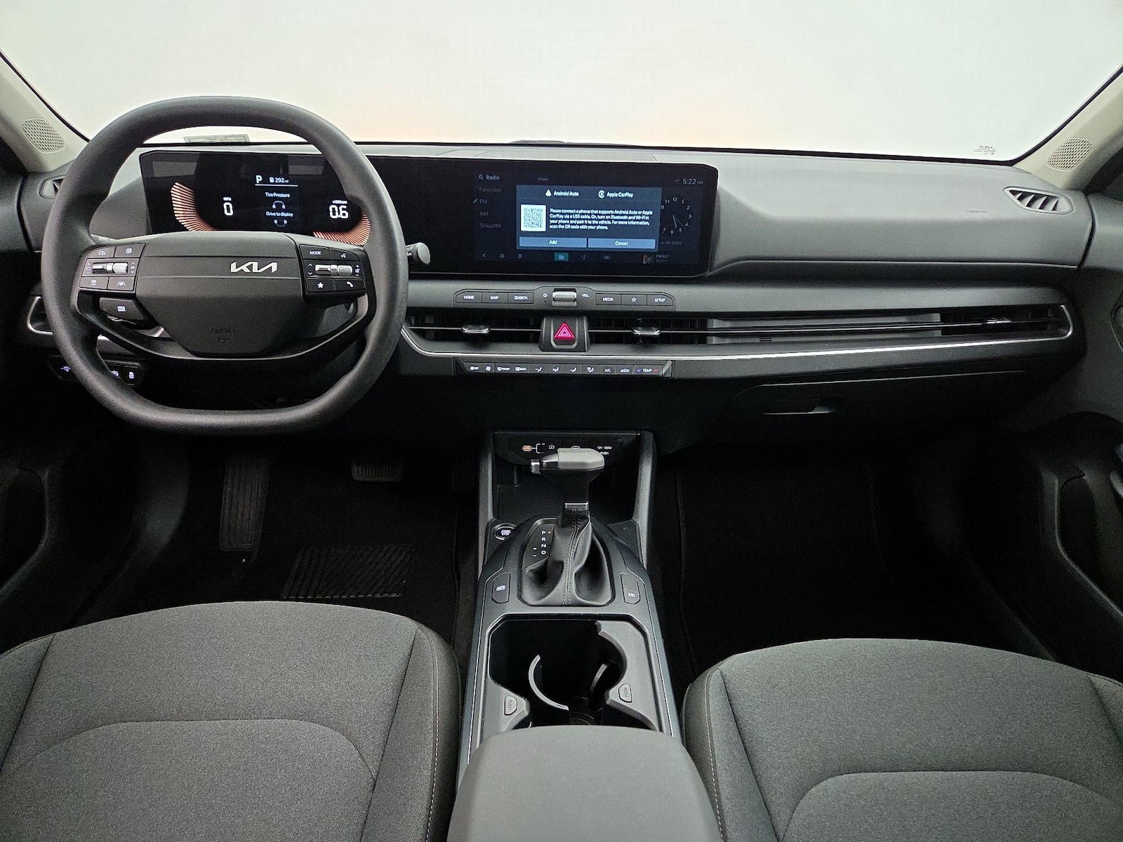 2025 Kia K4 LXS - Photo 10