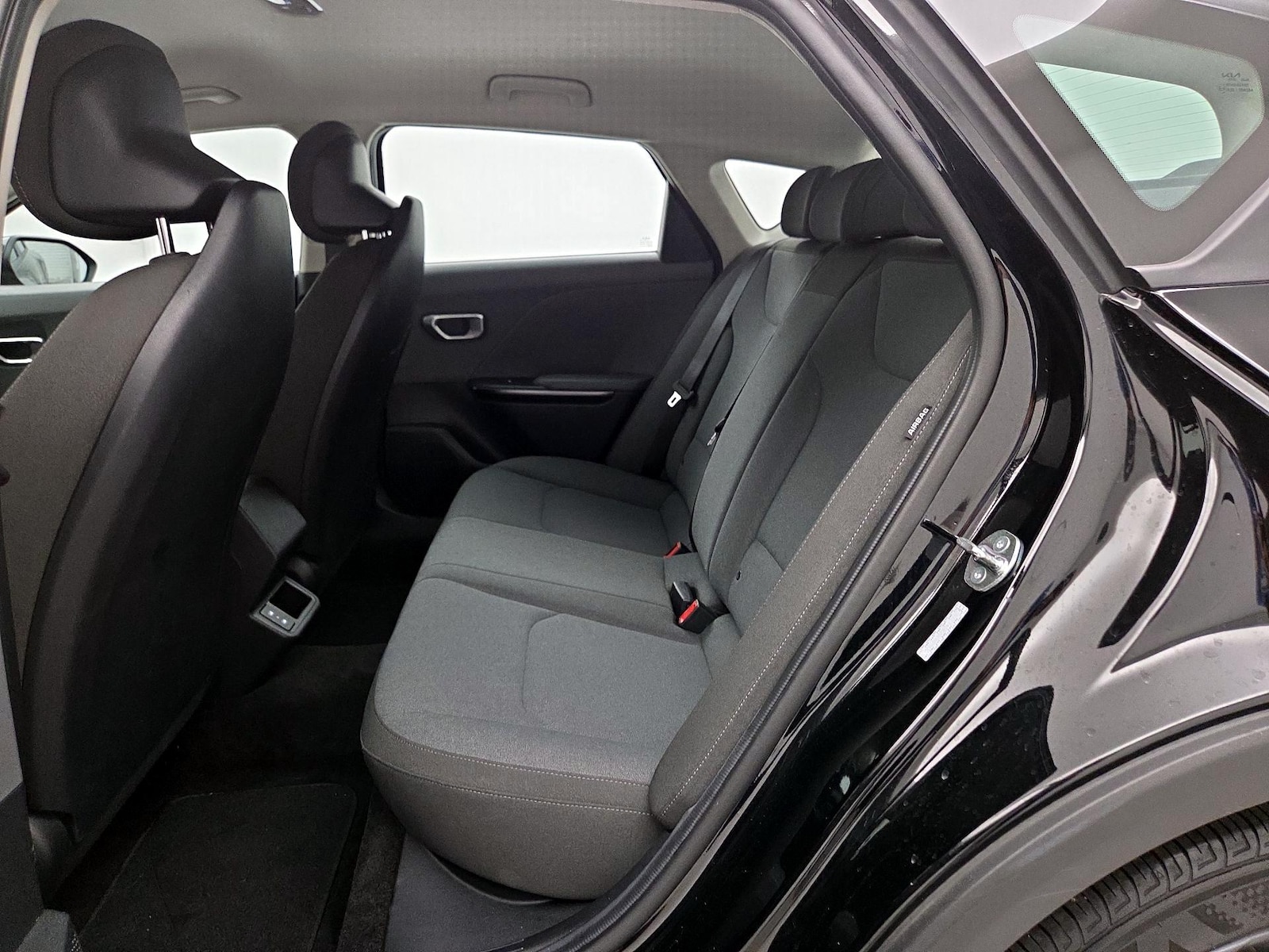 2025 Kia K4 LXS - Photo 20