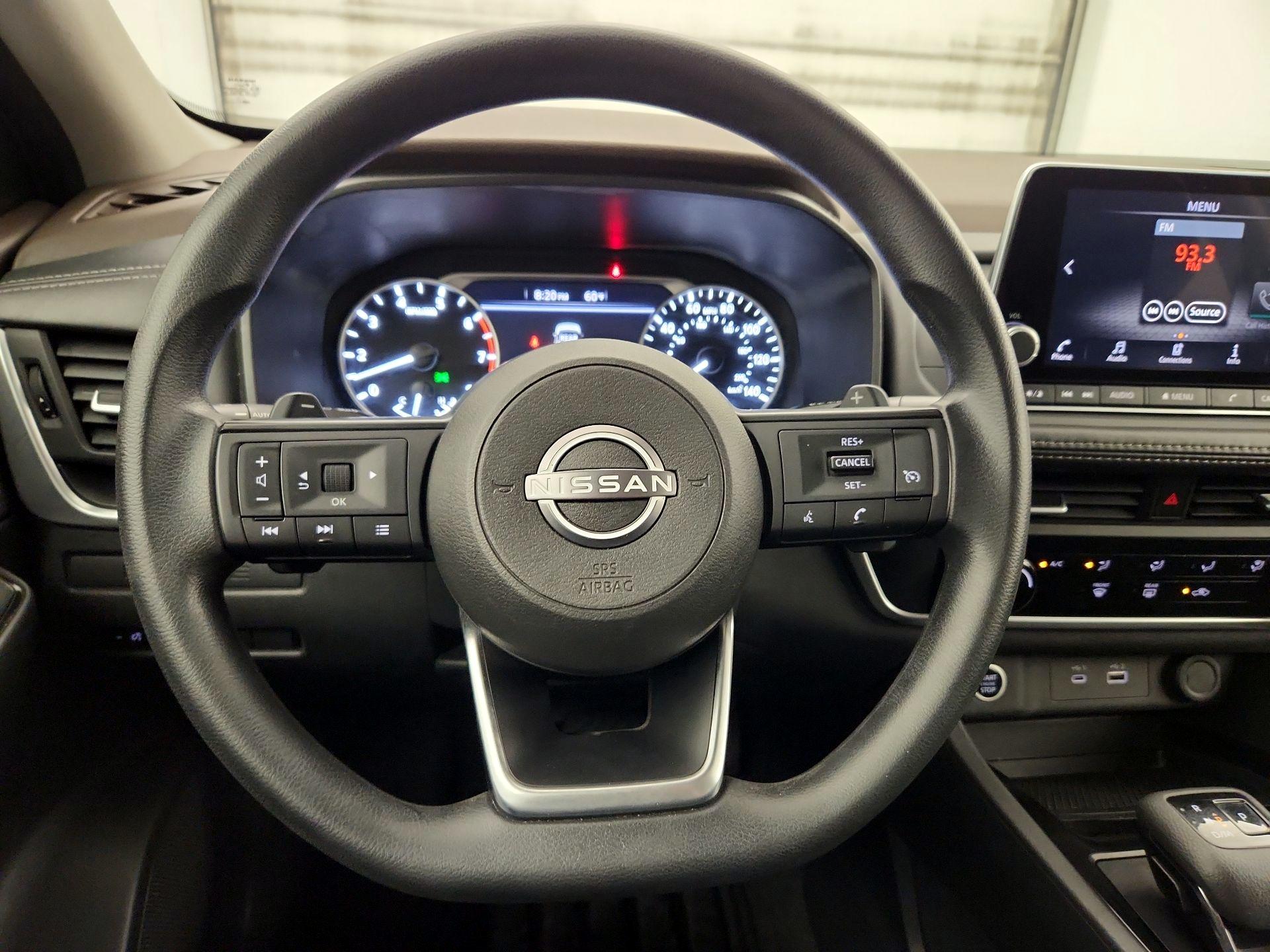 Thumbnail: 2023 Nissan Rogue - 10