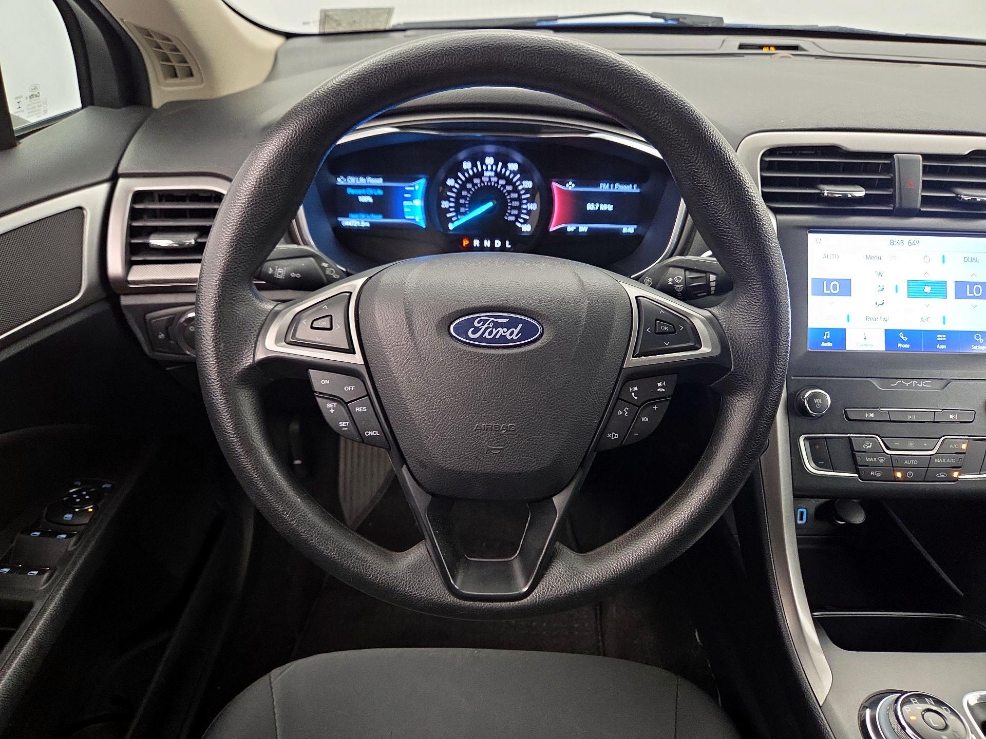 Thumbnail: 2020 Ford Fusion - 10