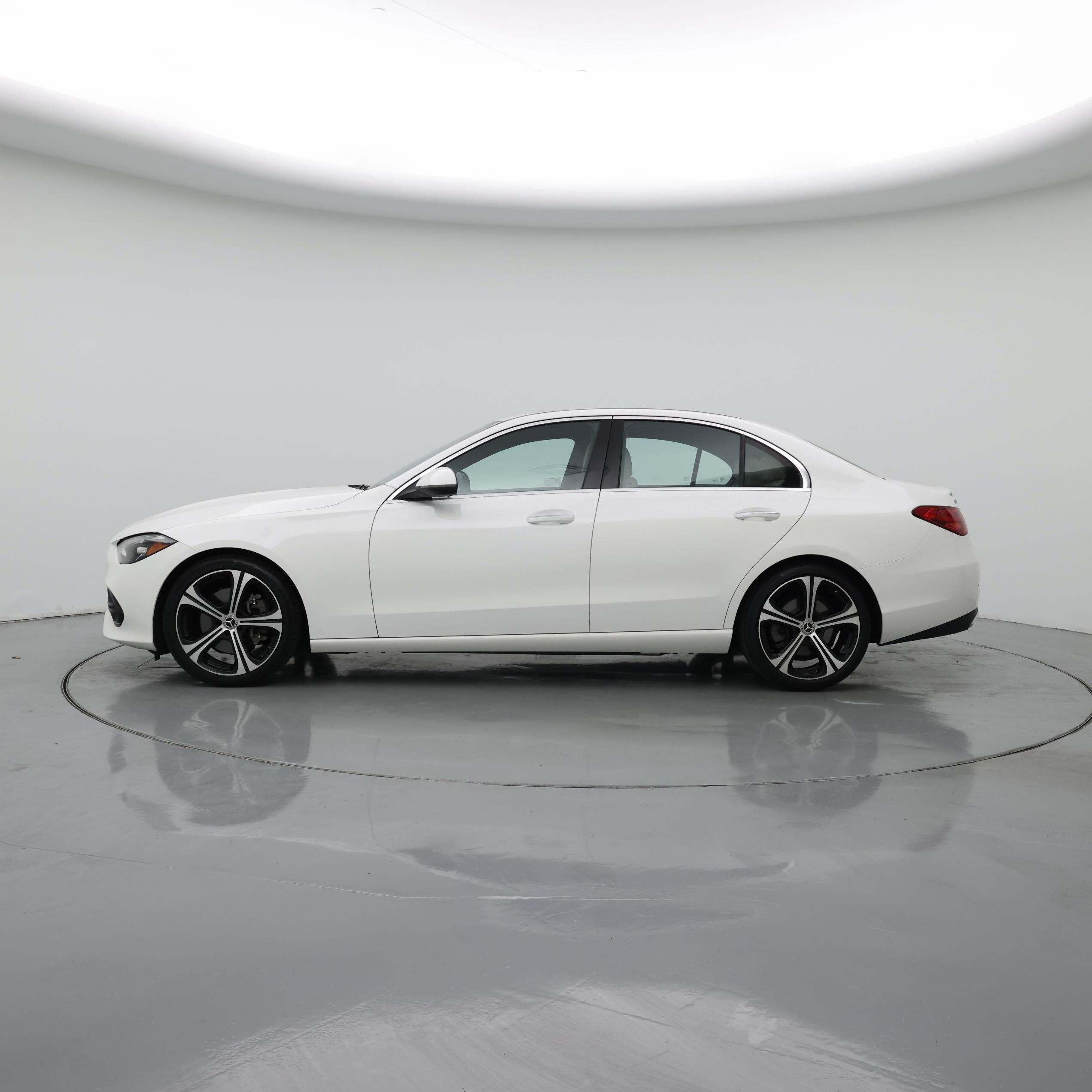 Thumbnail: 2022 Mercedes-Benz C-Class - 3