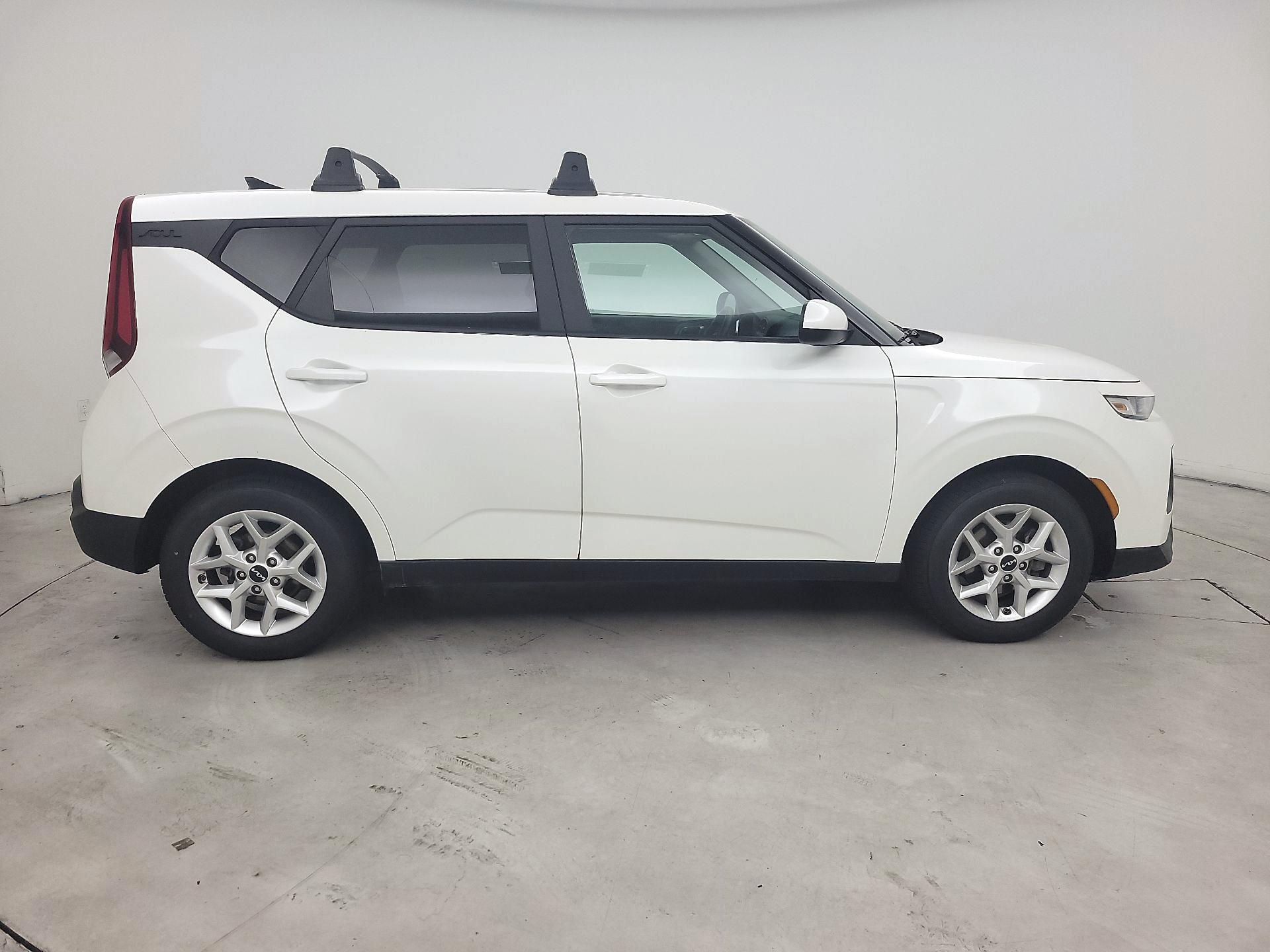 Thumbnail: 2022 Kia Soul - 4