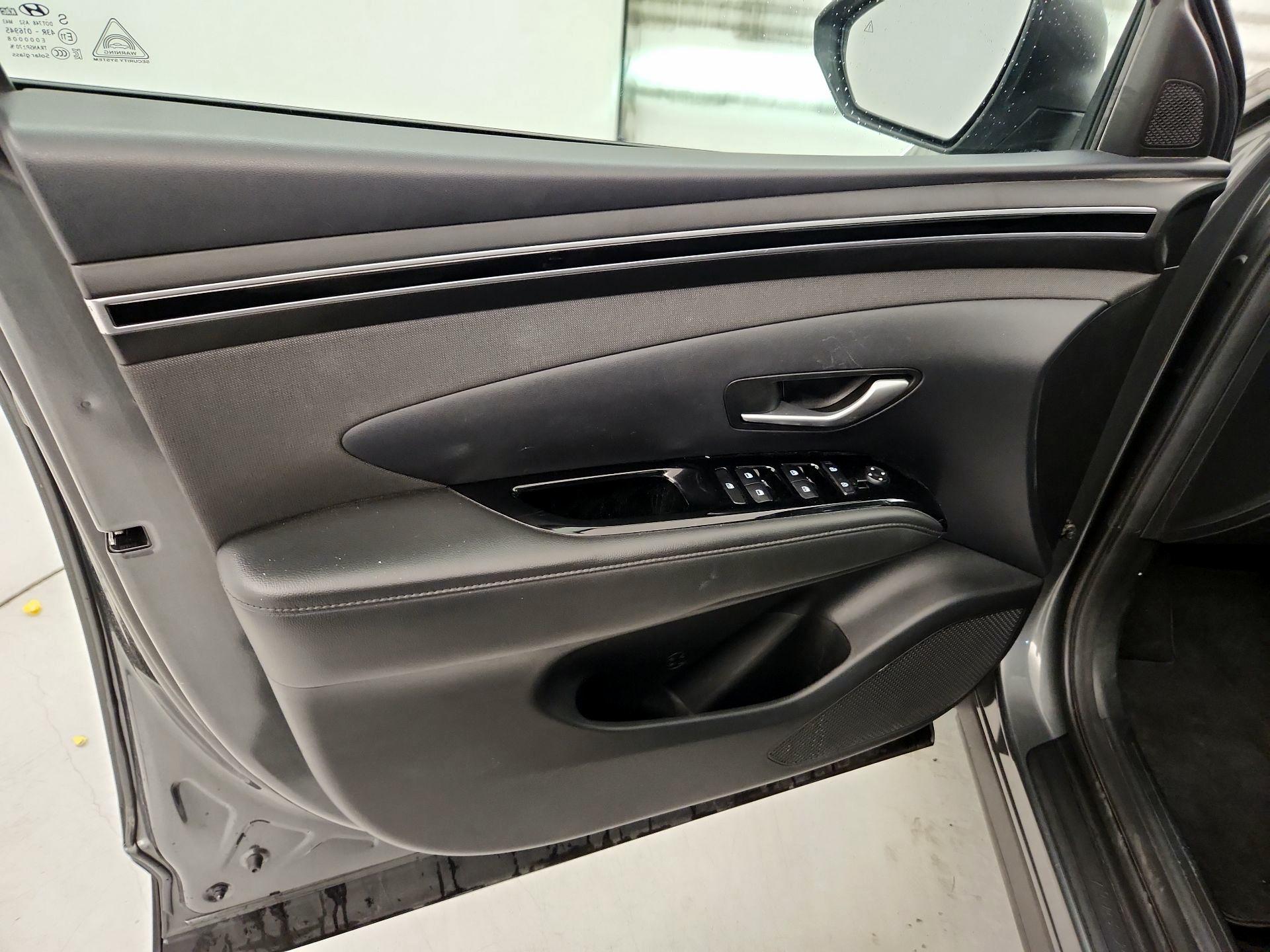 Thumbnail: 2023 Hyundai Tucson - 12