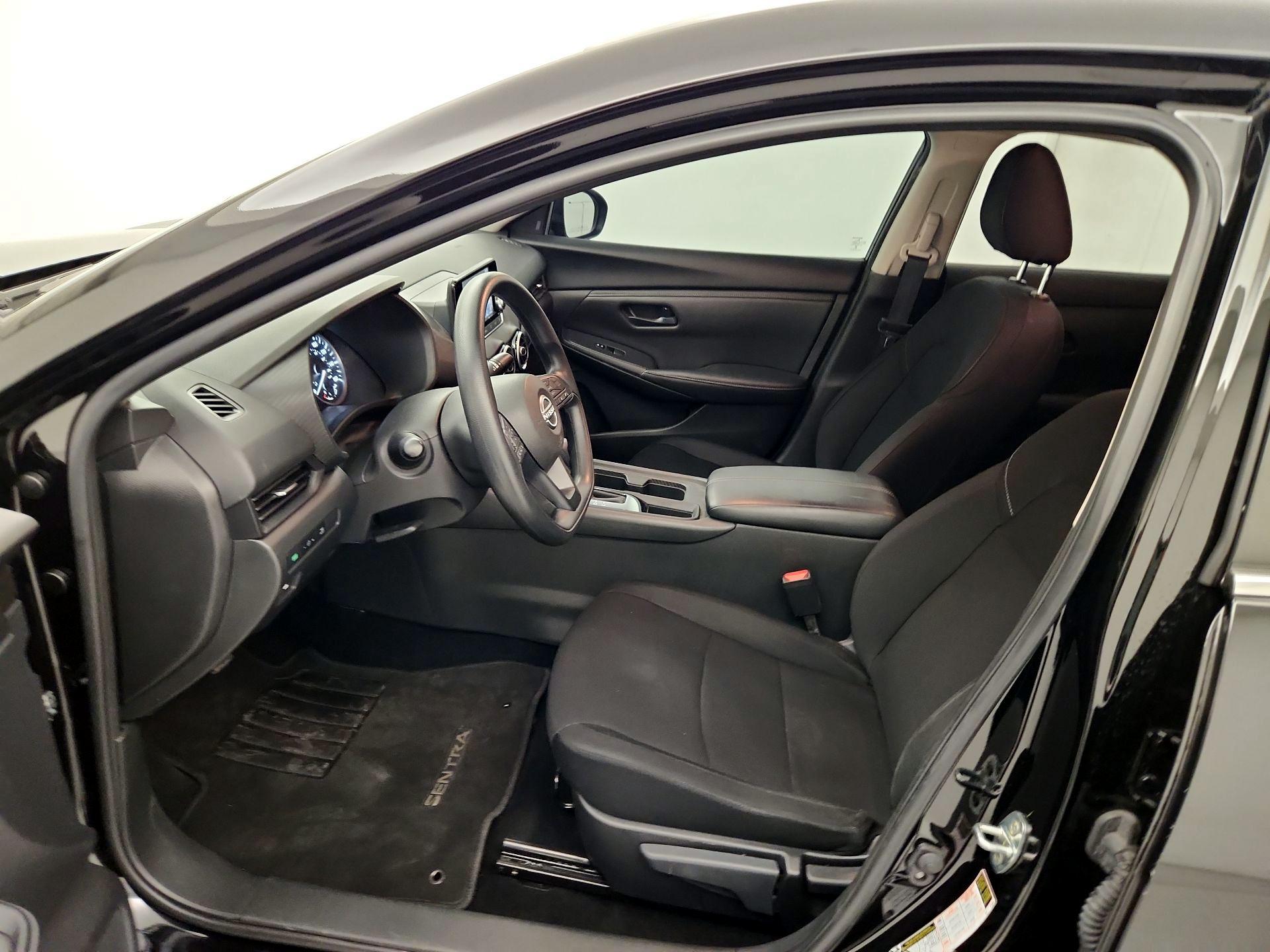 Thumbnail: 2025 Nissan Sentra - 11