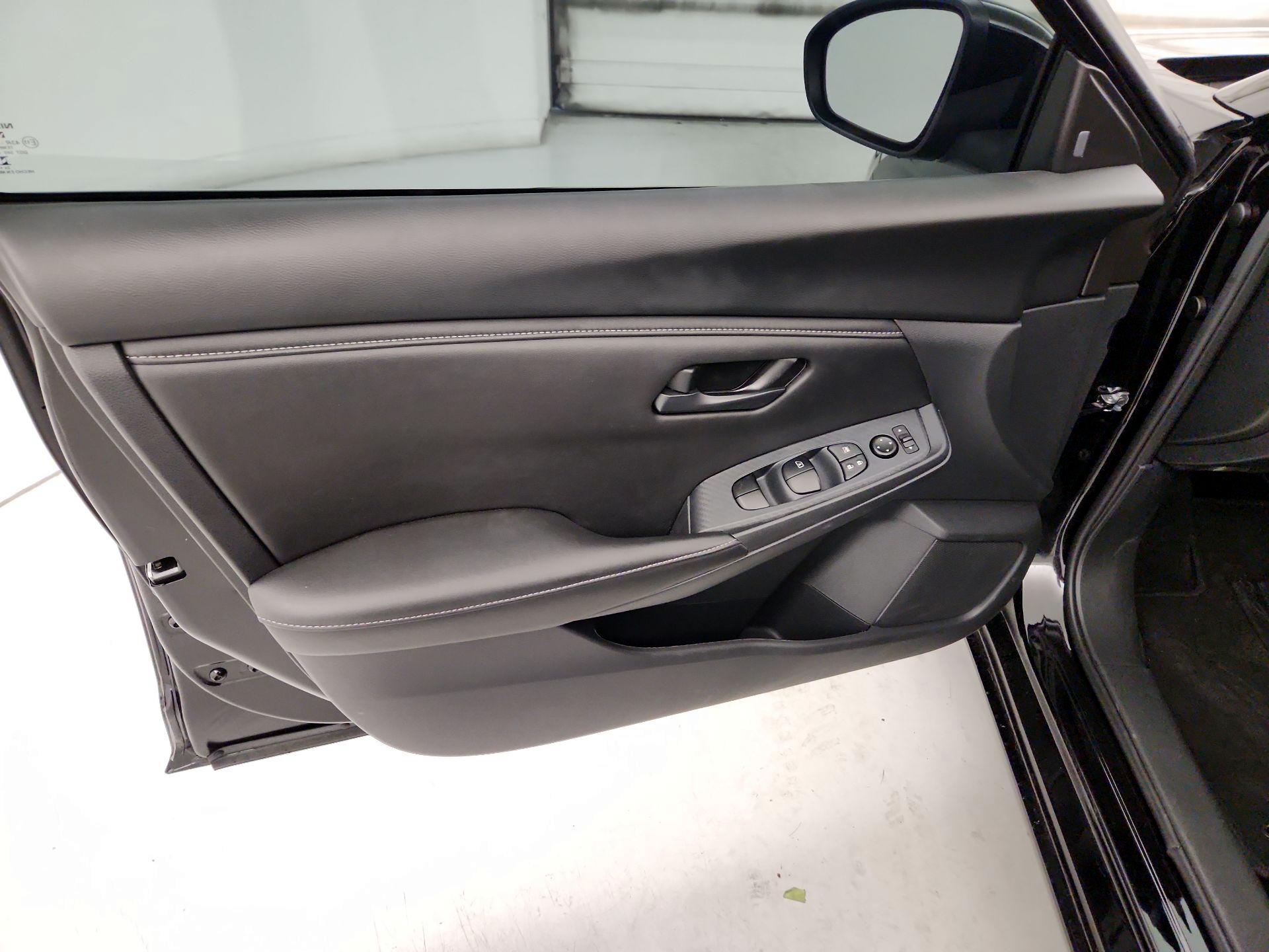 Thumbnail: 2025 Nissan Sentra - 12