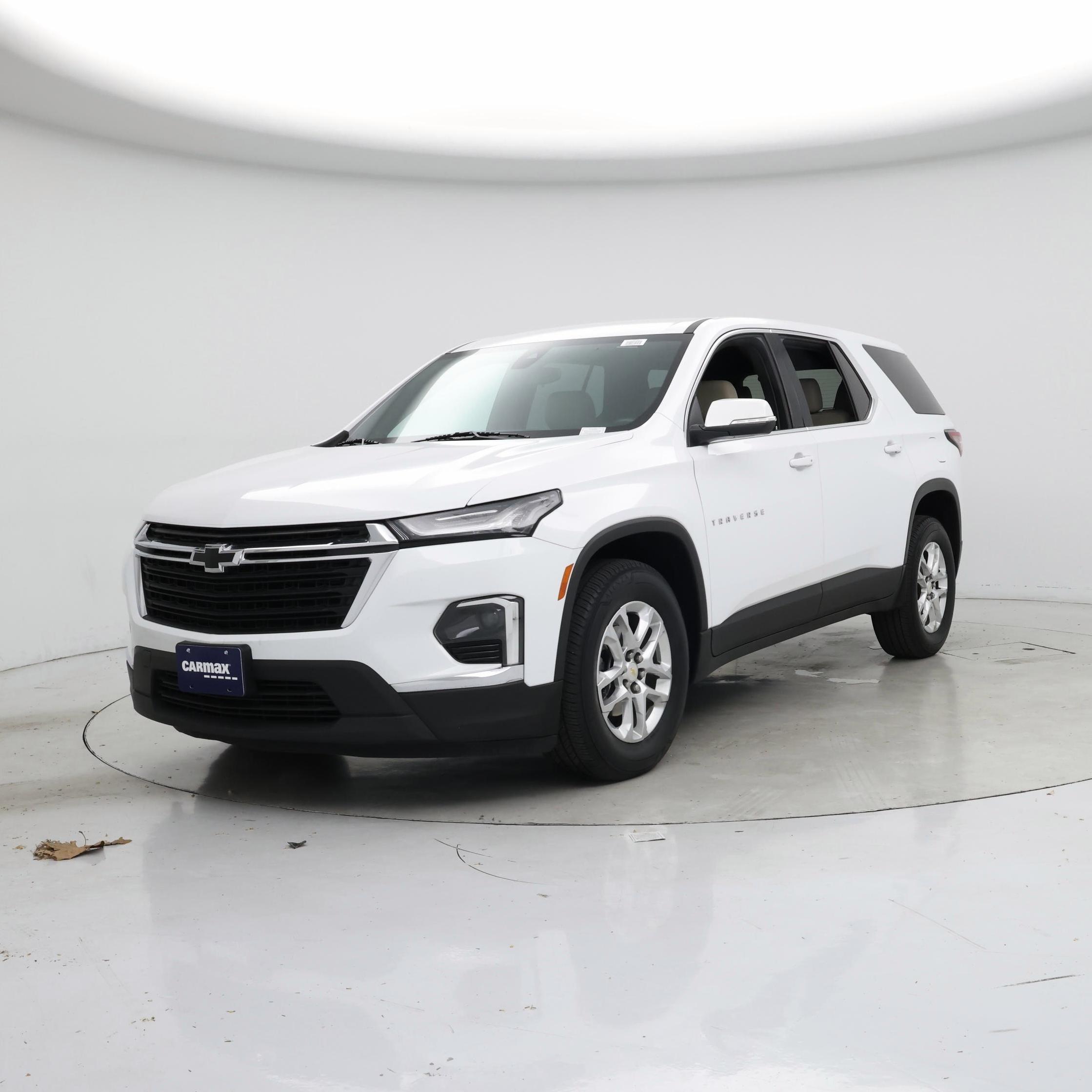 Thumbnail: 2023 Chevrolet Traverse - 4