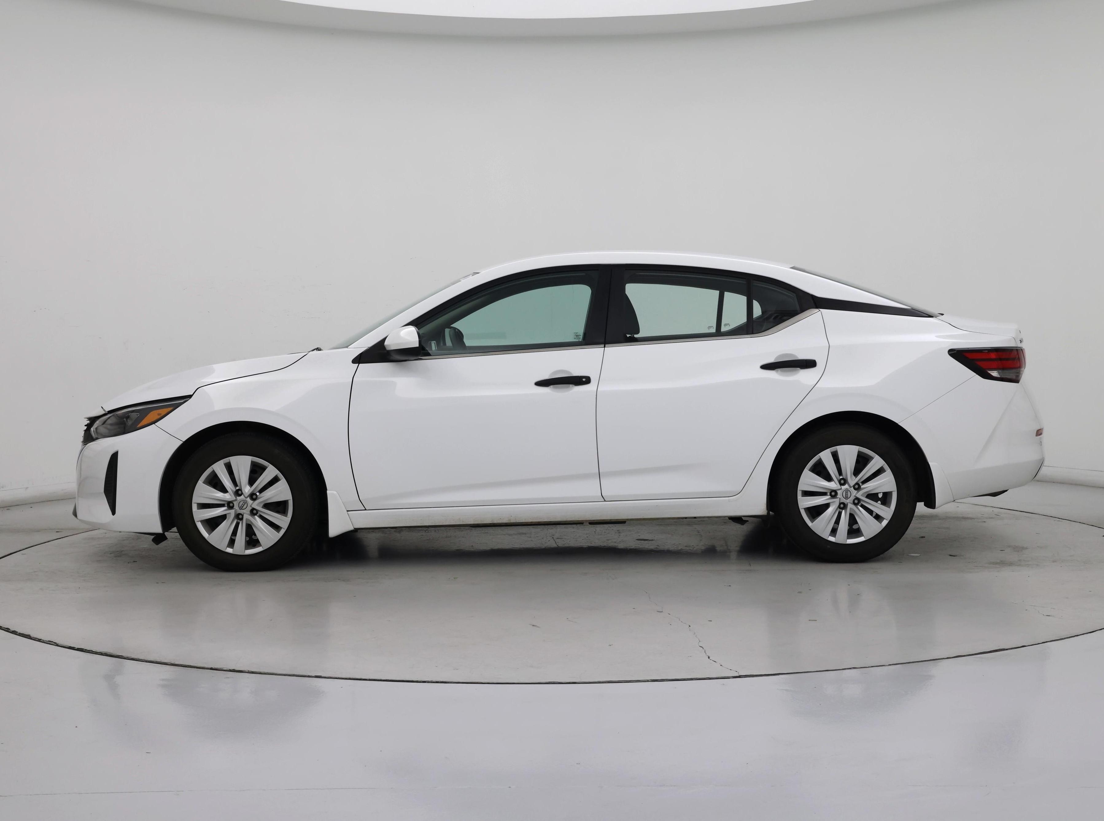 Thumbnail: 2024 Nissan Sentra - 3