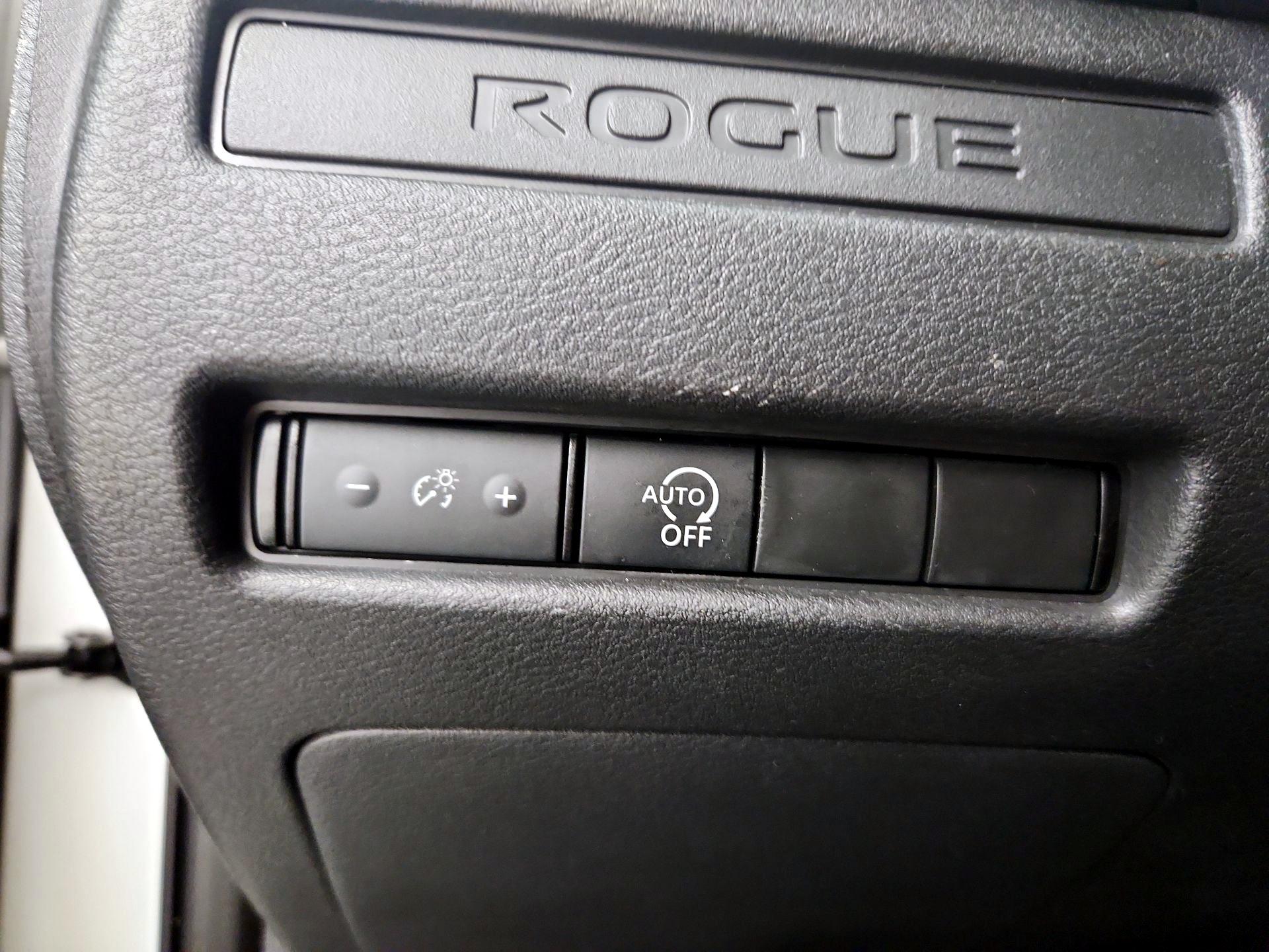 Thumbnail: 2023 Nissan Rogue - 13