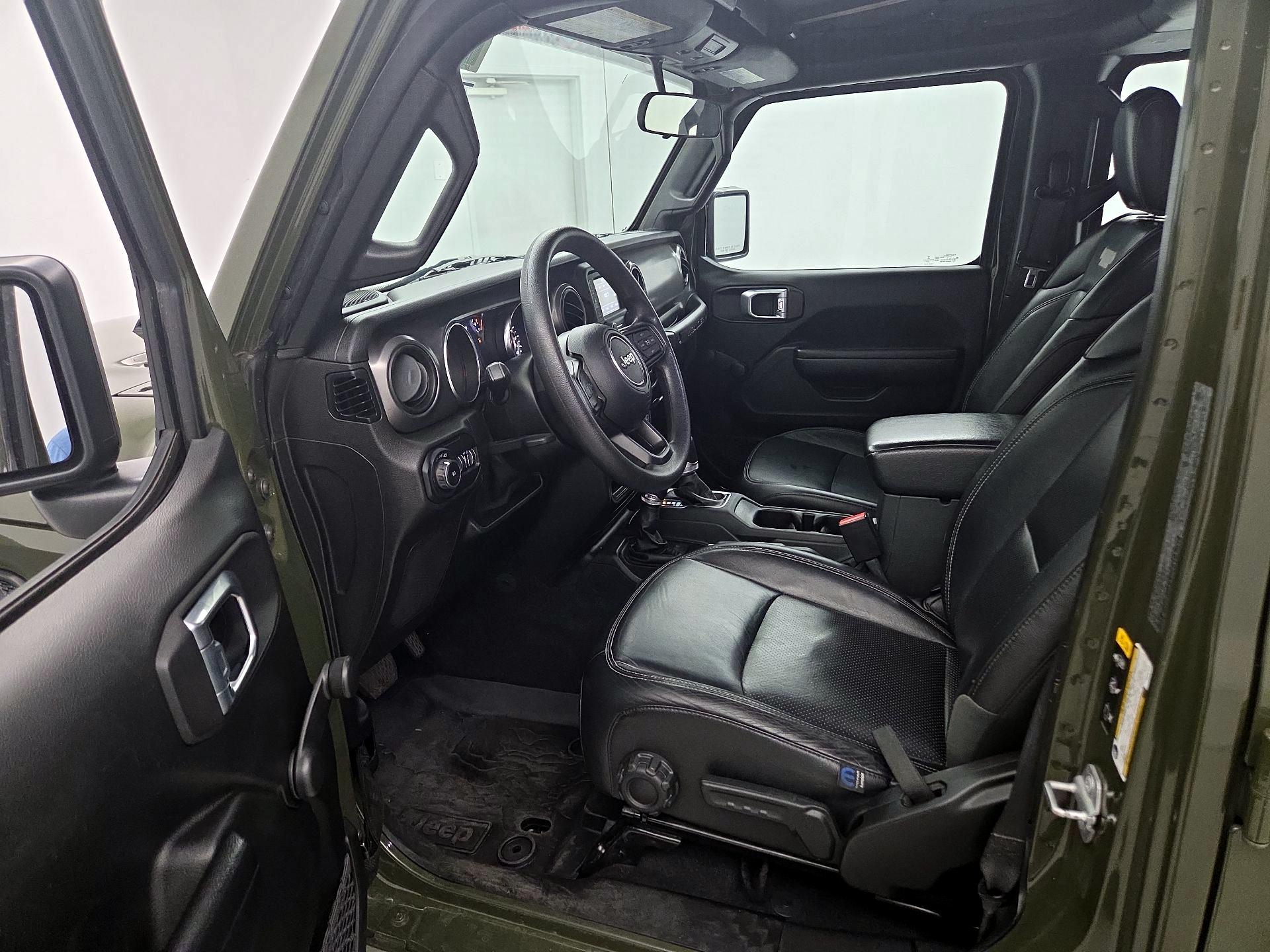 Thumbnail: 2021 Jeep Wrangler - 11