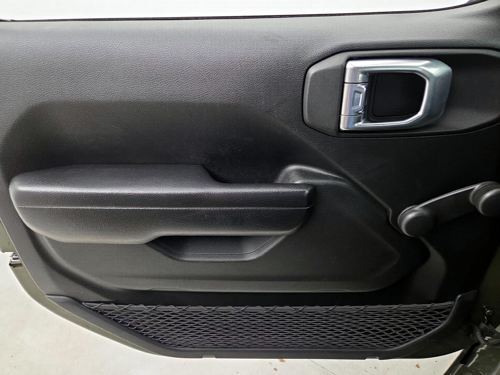 Thumbnail: 2021 Jeep Wrangler - 12