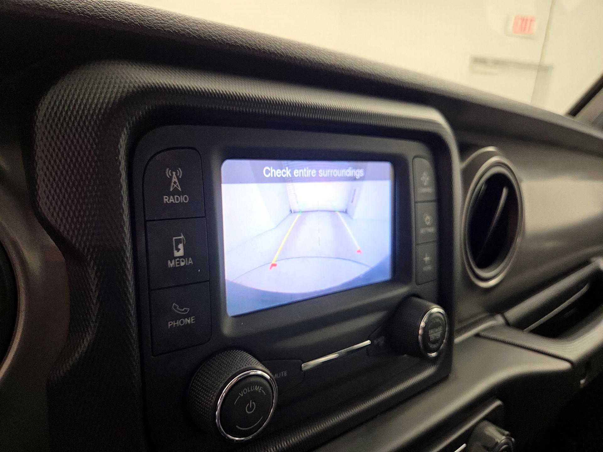 Thumbnail: 2021 Jeep Wrangler - 14