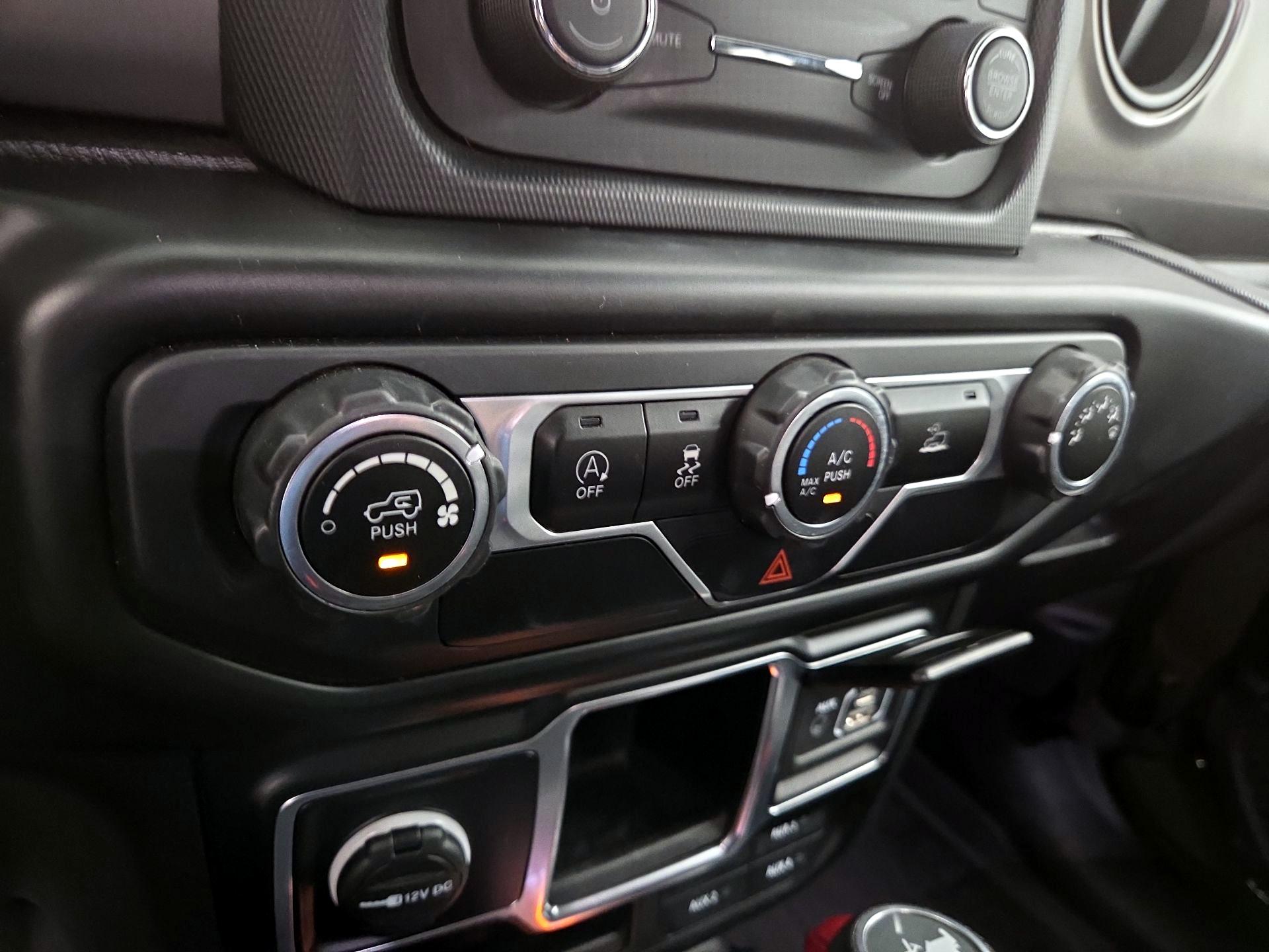 Thumbnail: 2021 Jeep Wrangler - 16