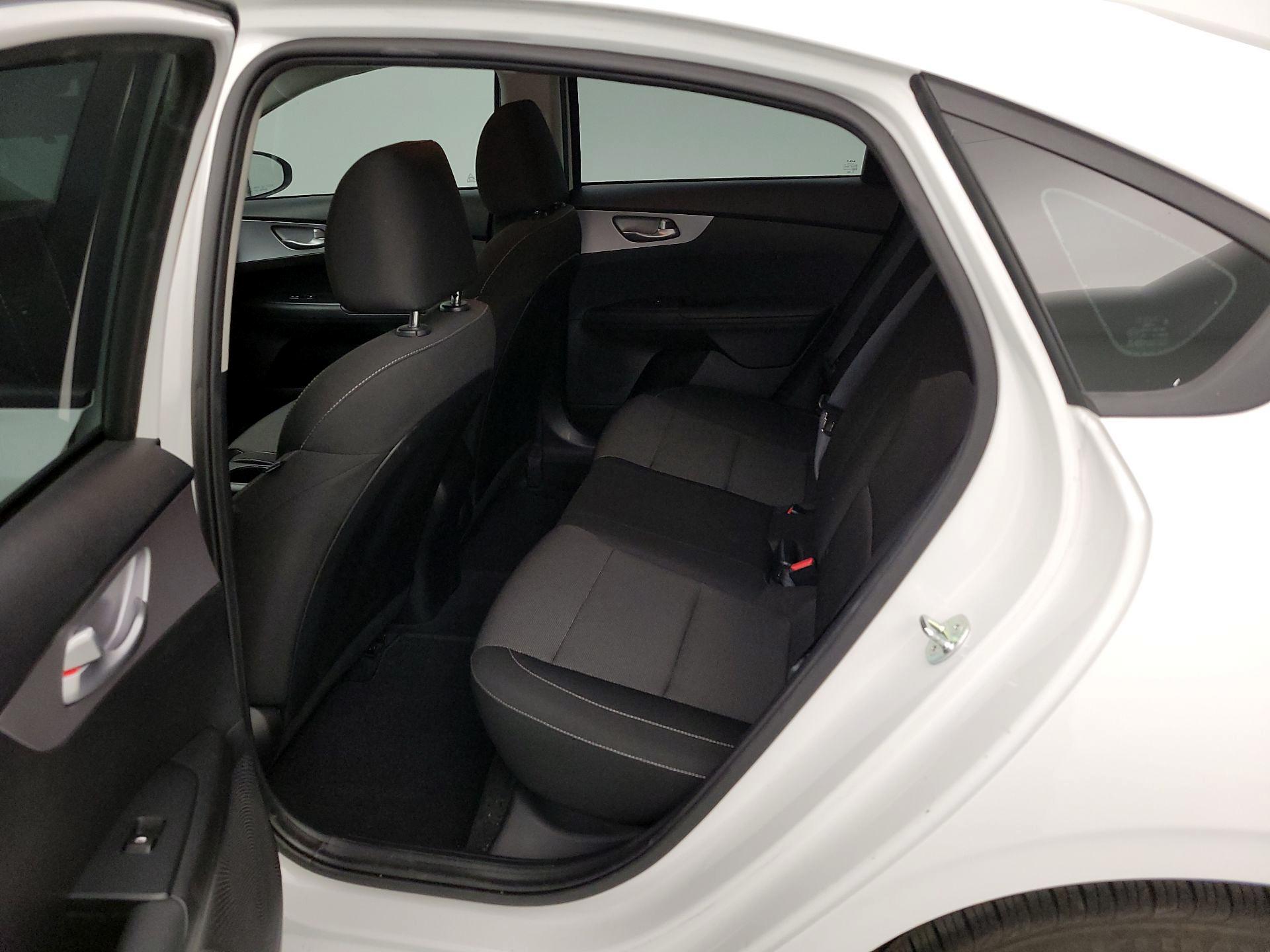 Thumbnail: 2023 Kia Forte - 19