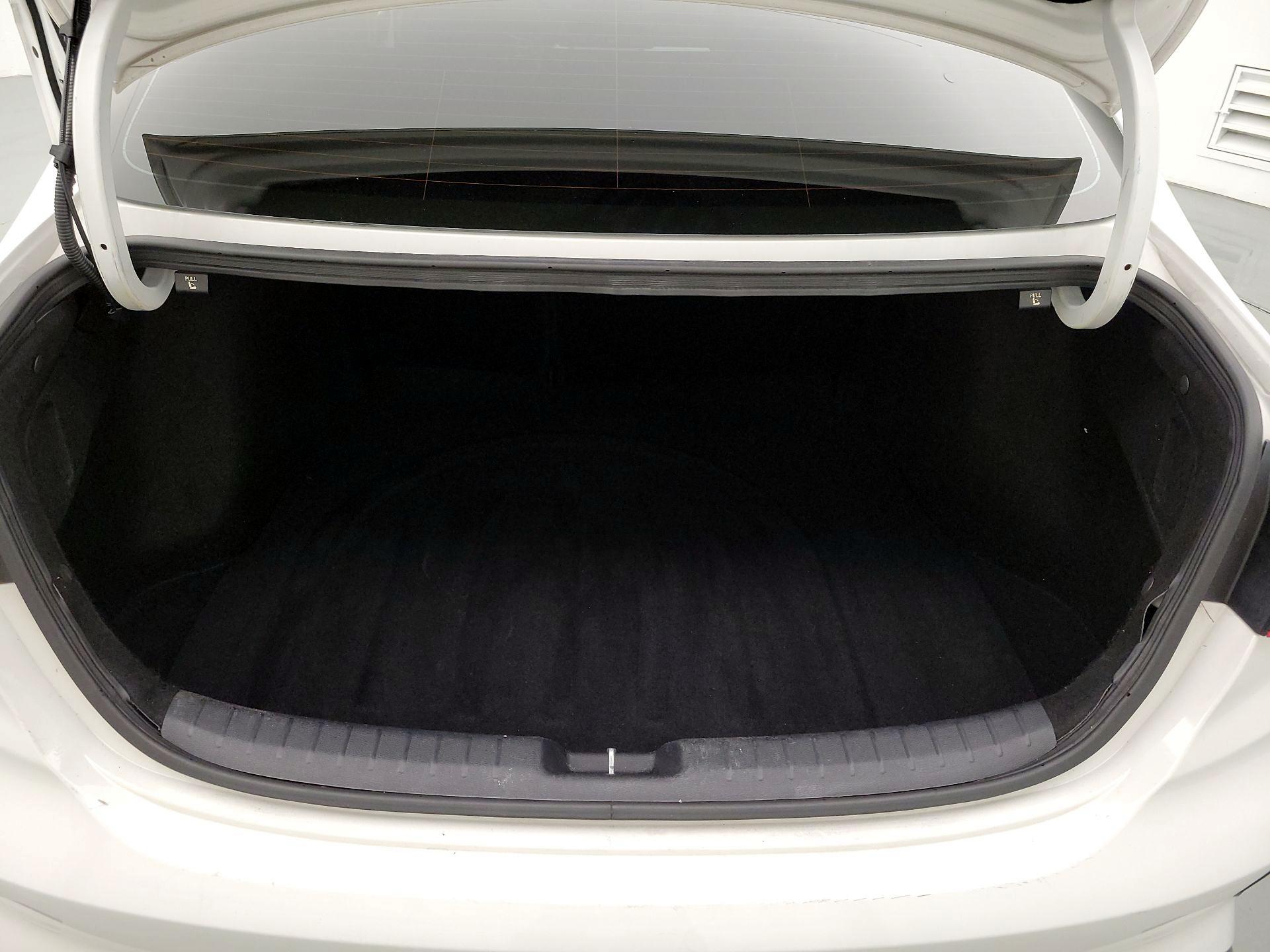 Thumbnail: 2023 Kia Forte - 20