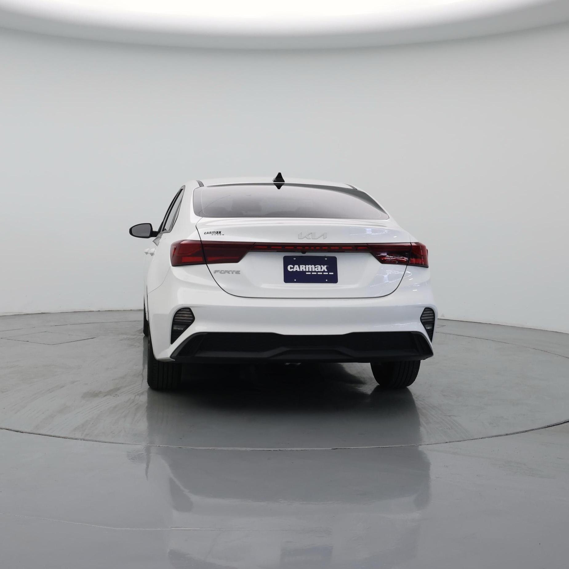 Thumbnail: 2023 Kia Forte - 6