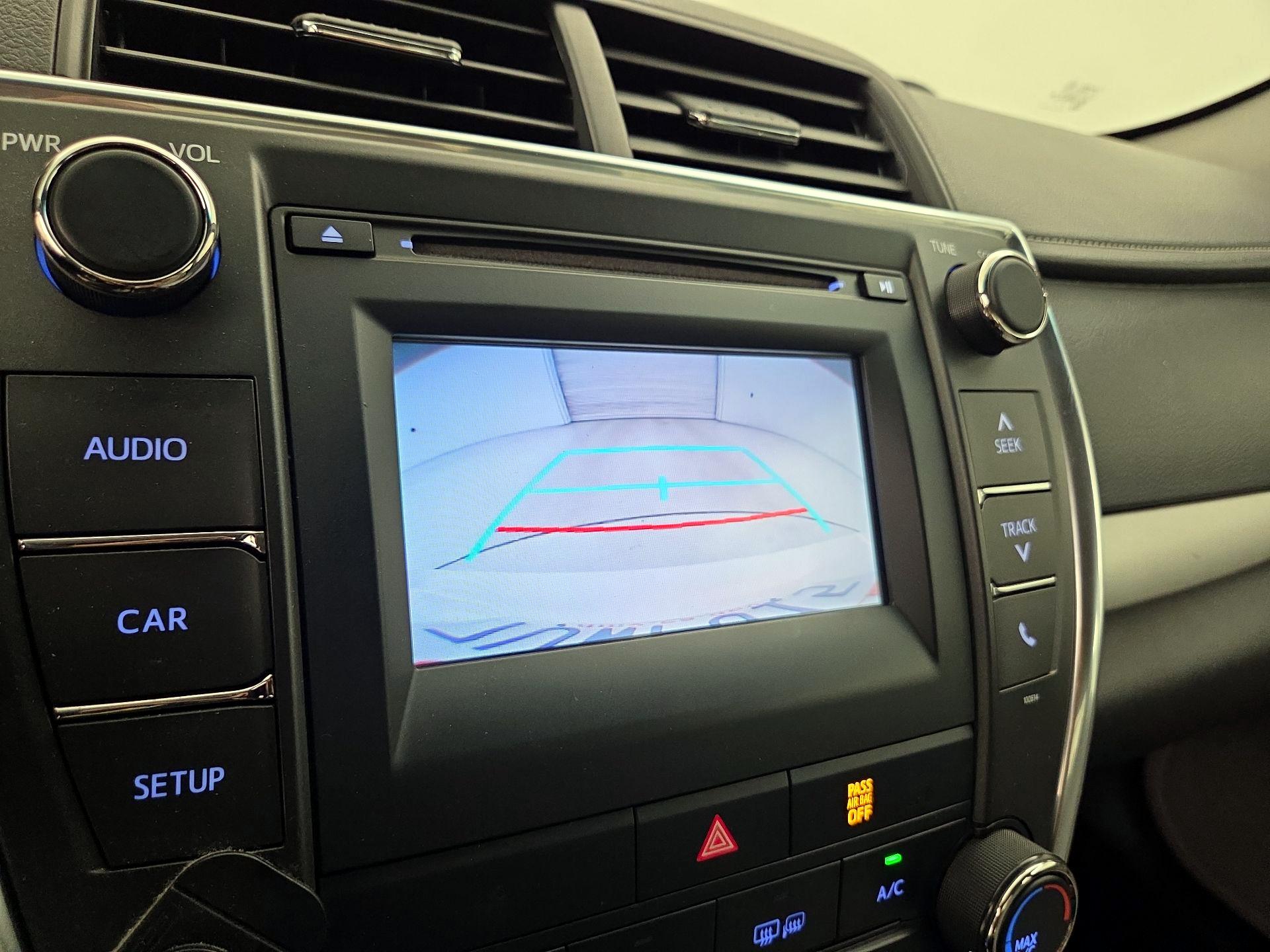 Thumbnail: 2017 Toyota Camry - 14