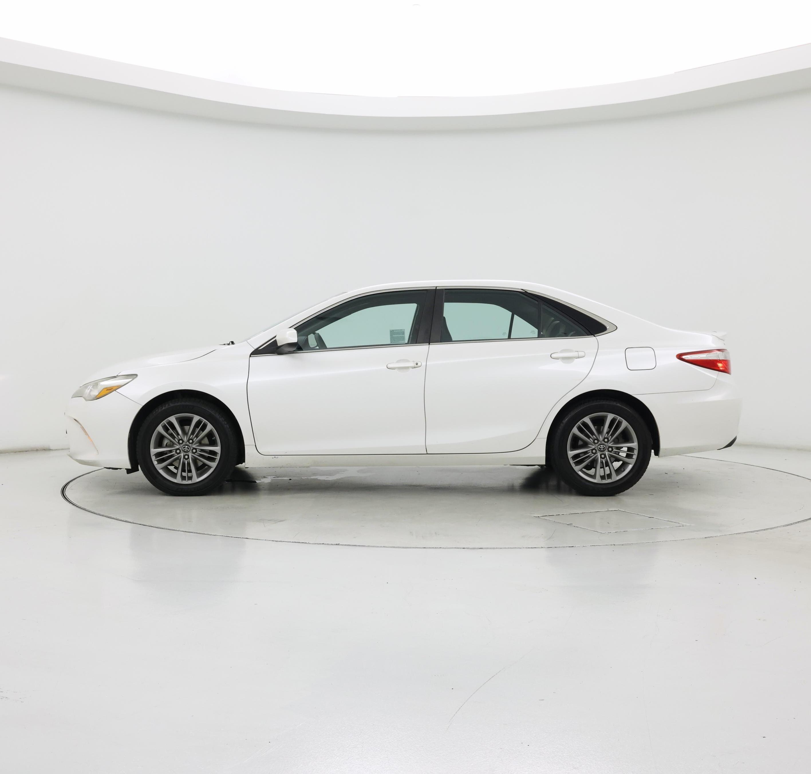 Thumbnail: 2017 Toyota Camry - 3