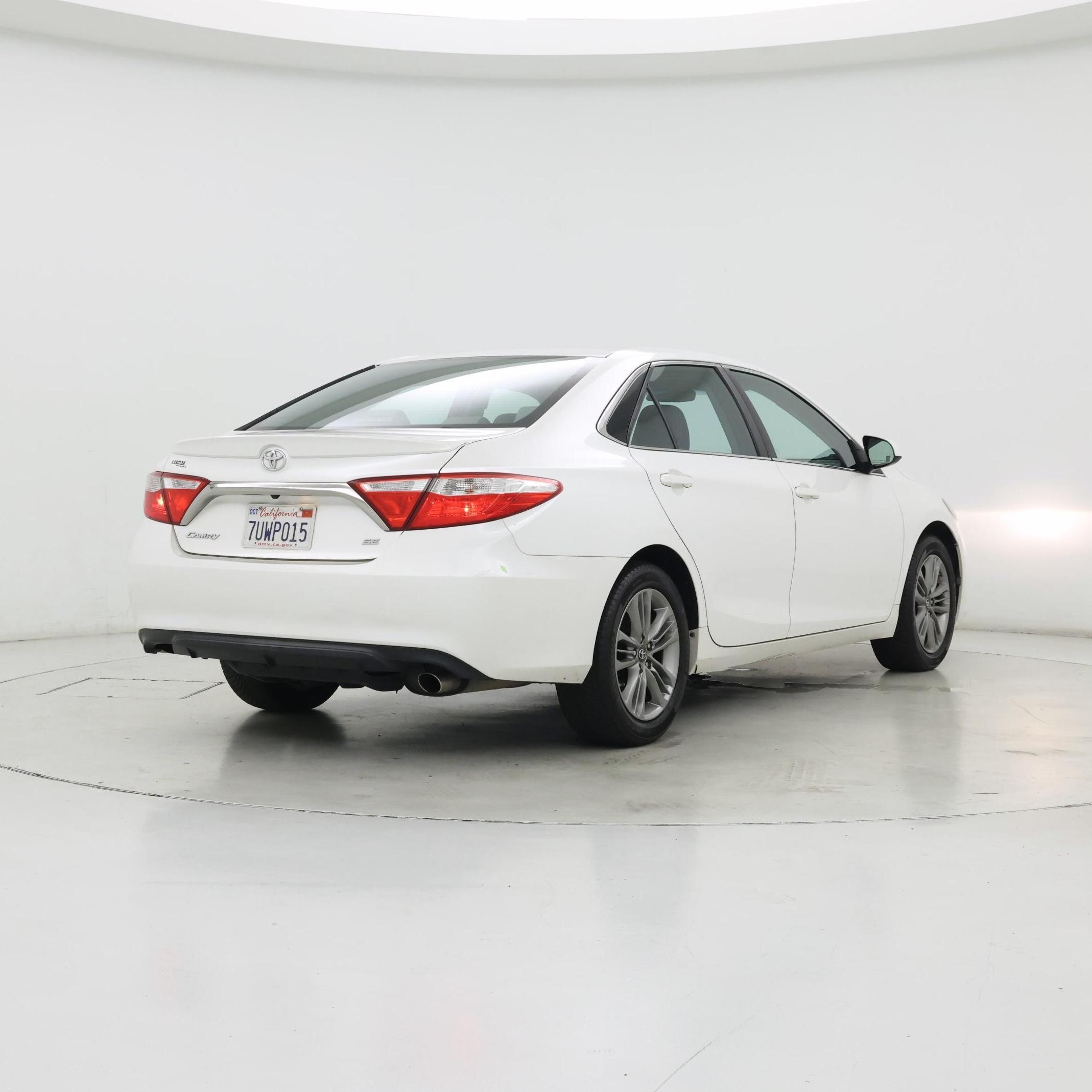 Thumbnail: 2017 Toyota Camry - 8