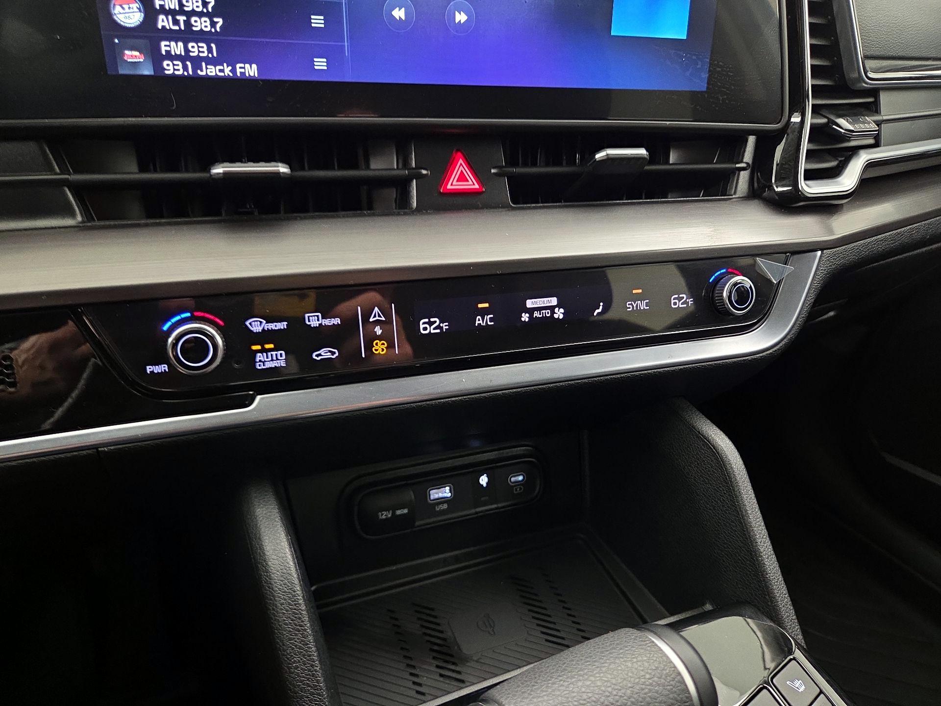 Thumbnail: 2025 Kia Sportage - 17