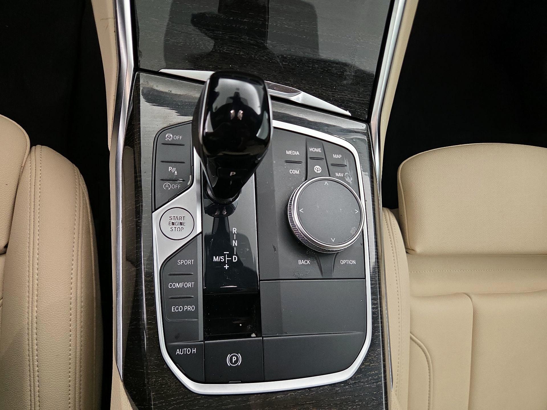 Thumbnail: 2021 BMW 3 Series - 18