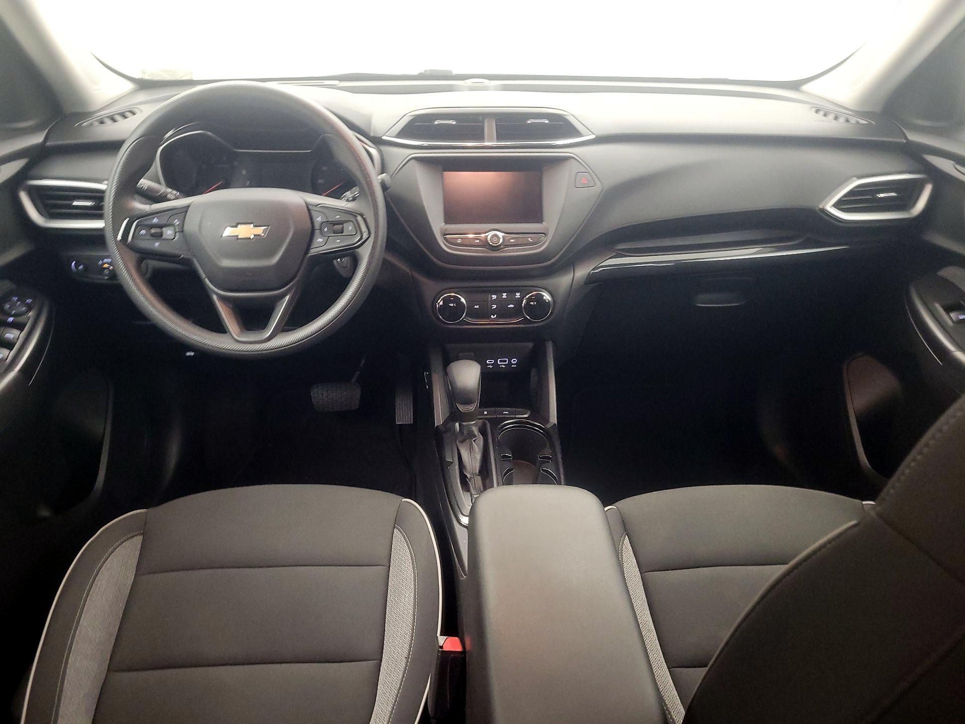 Thumbnail: 2023 Chevrolet TrailBlazer - 9