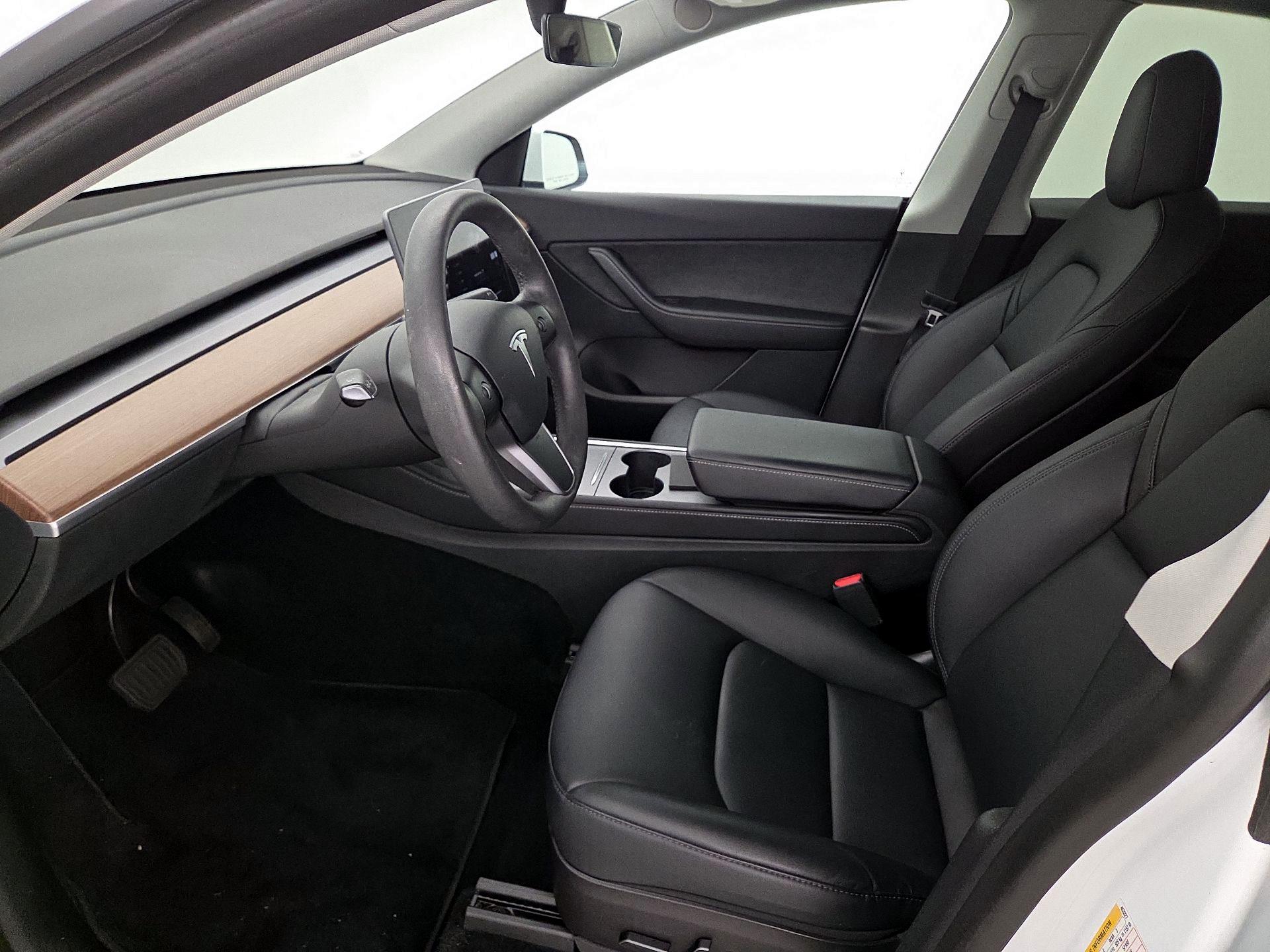 Thumbnail: 2022 Tesla Model Y - 11