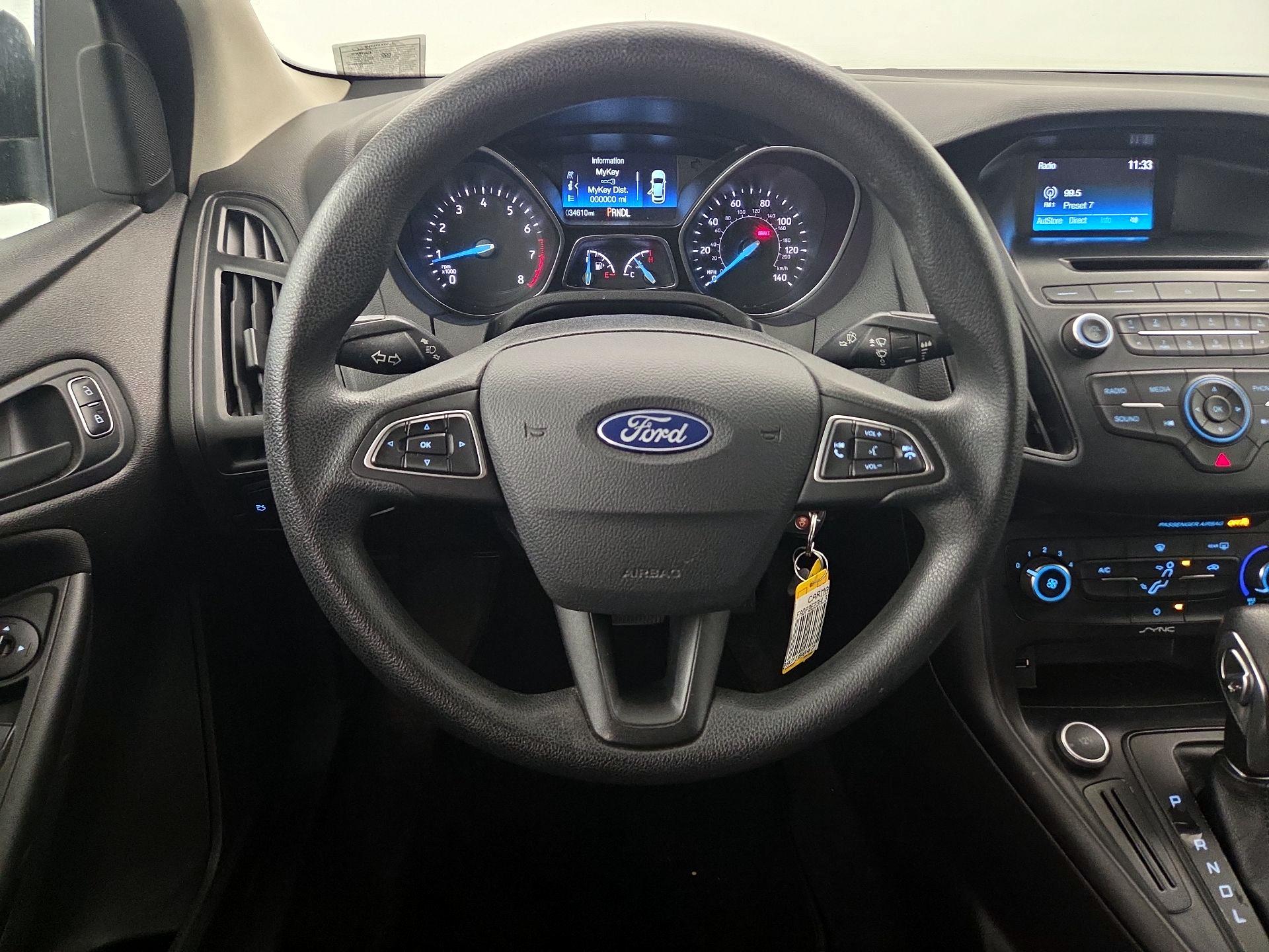 Thumbnail: 2017 Ford Focus - 10