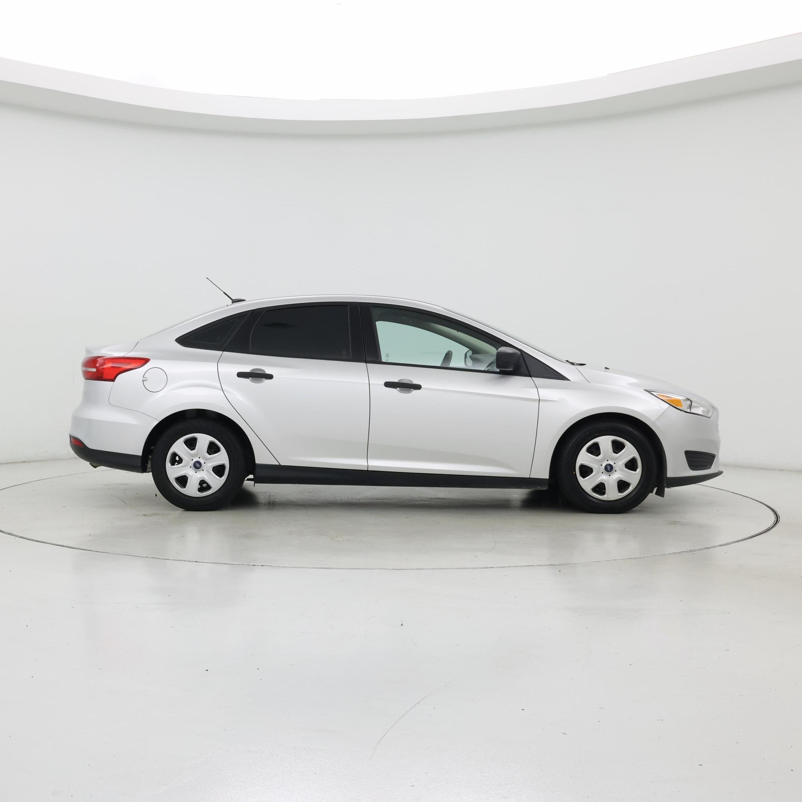 Thumbnail: 2017 Ford Focus - 7