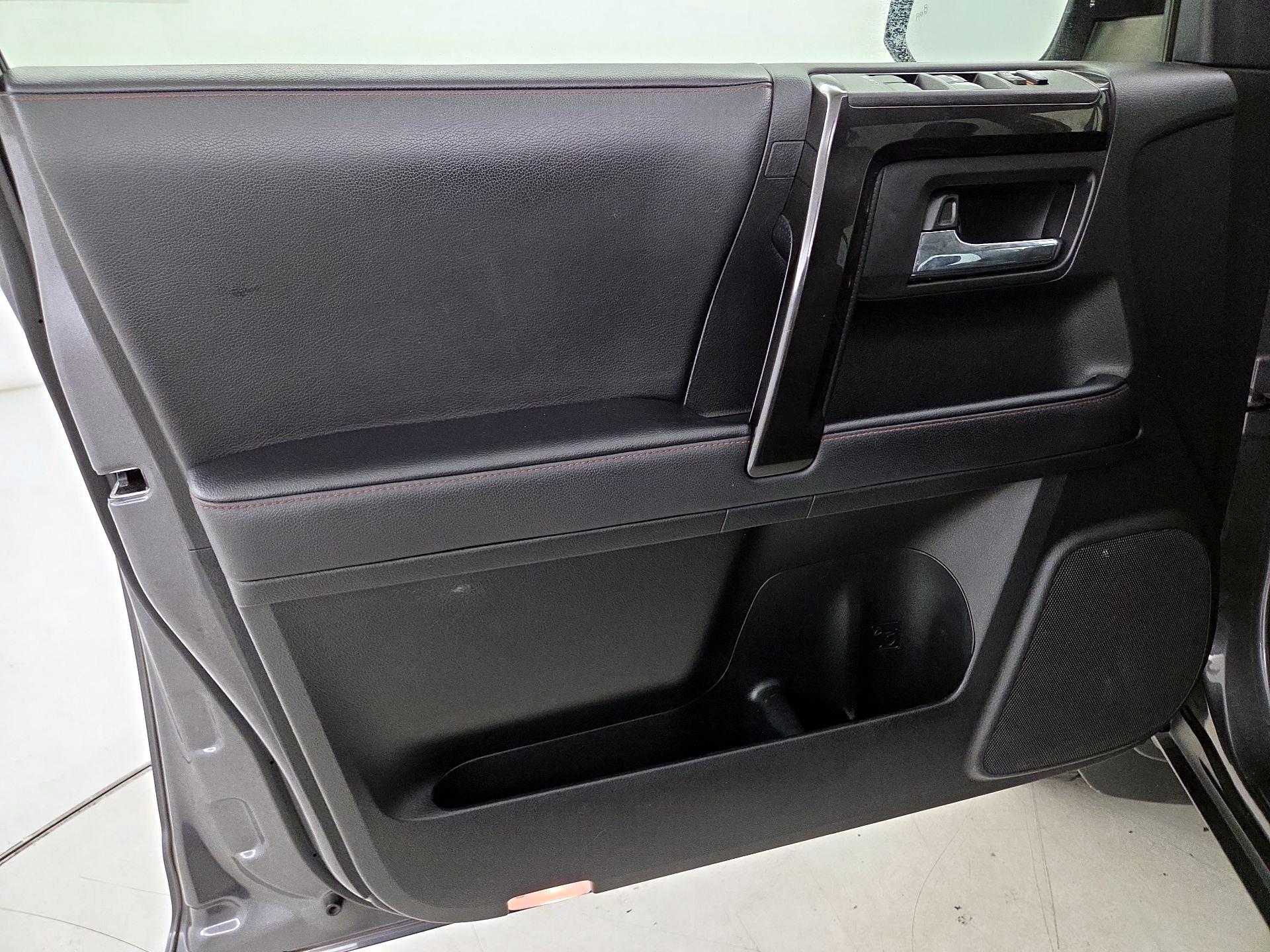 Thumbnail: 2023 Toyota 4Runner - 12