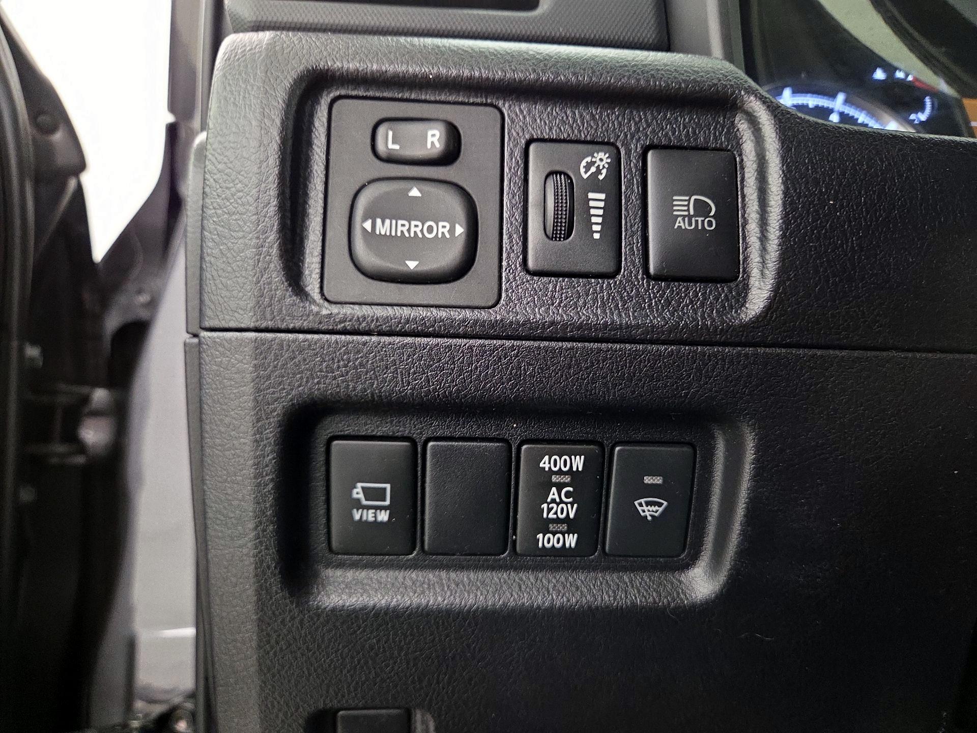 Thumbnail: 2023 Toyota 4Runner - 13