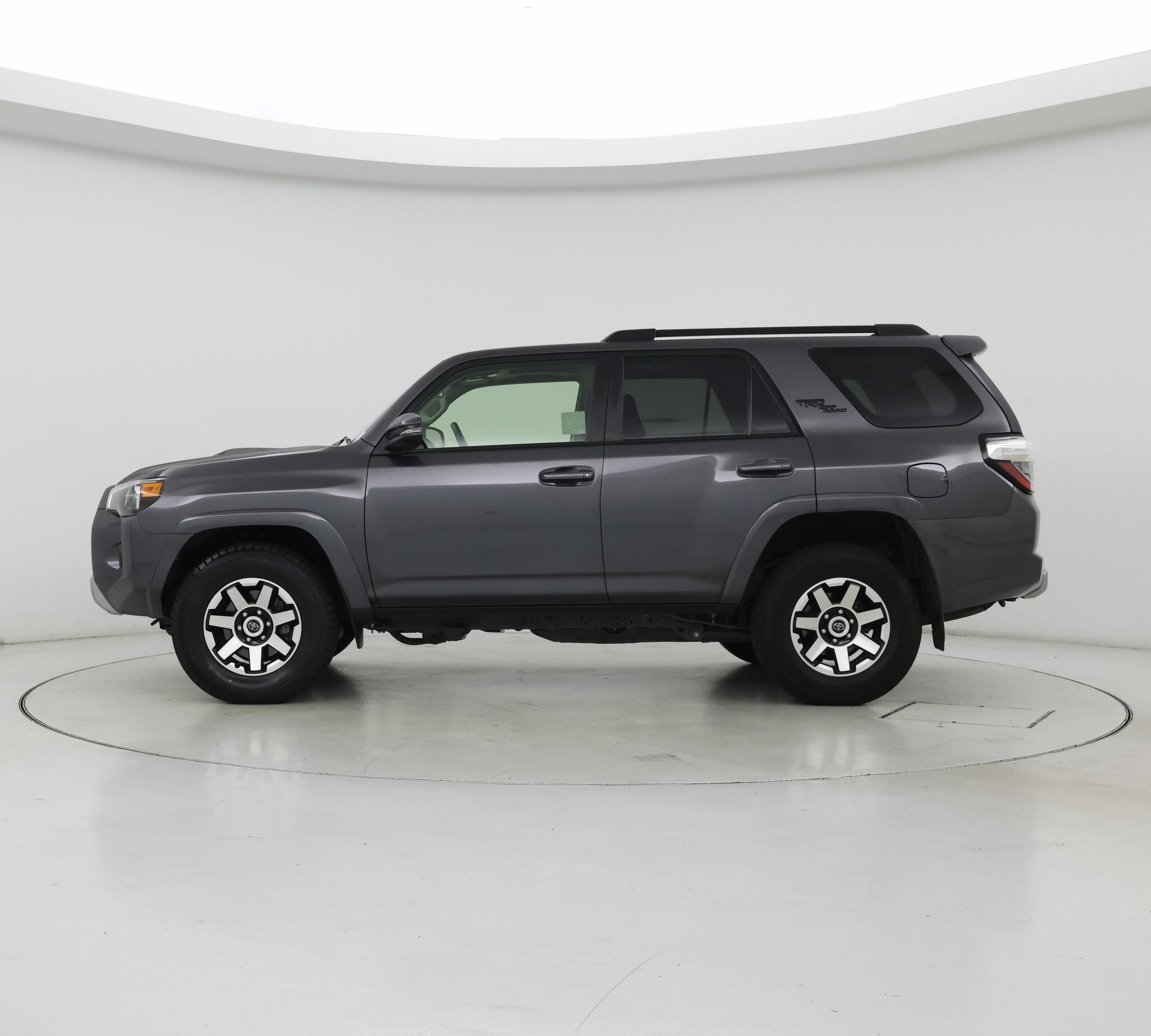 Thumbnail: 2023 Toyota 4Runner - 3