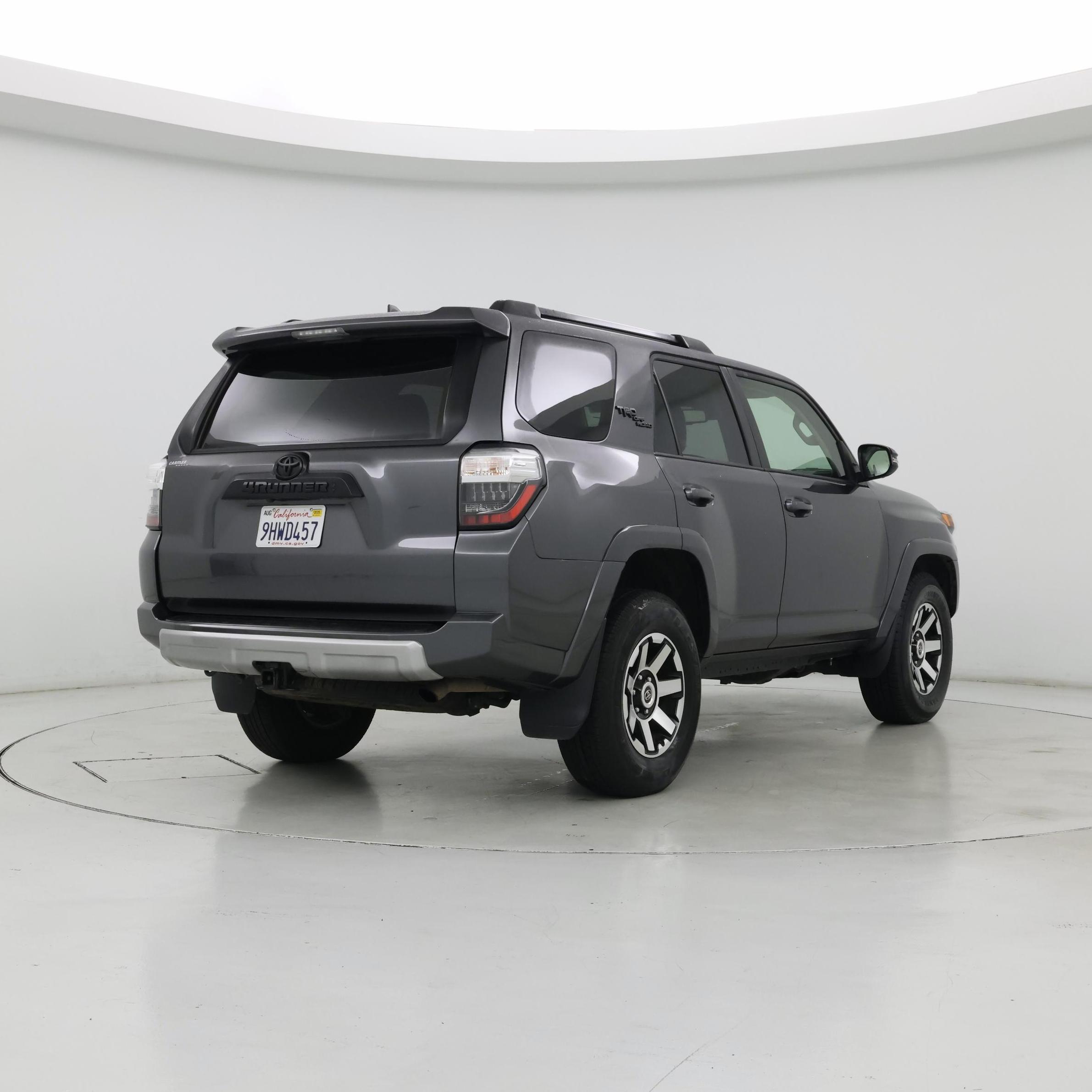 Thumbnail: 2023 Toyota 4Runner - 8