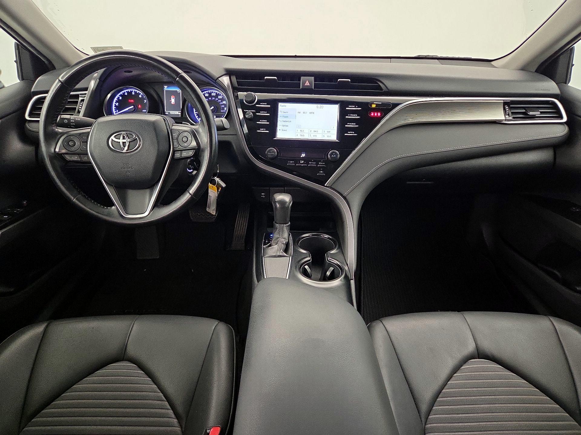 Thumbnail: 2018 Toyota Camry - 9