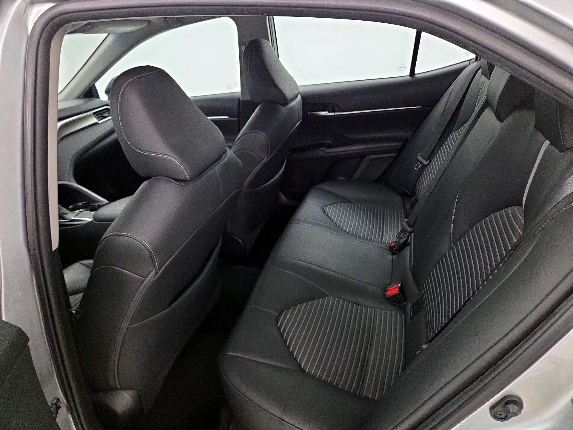 Thumbnail: 2018 Toyota Camry - 19