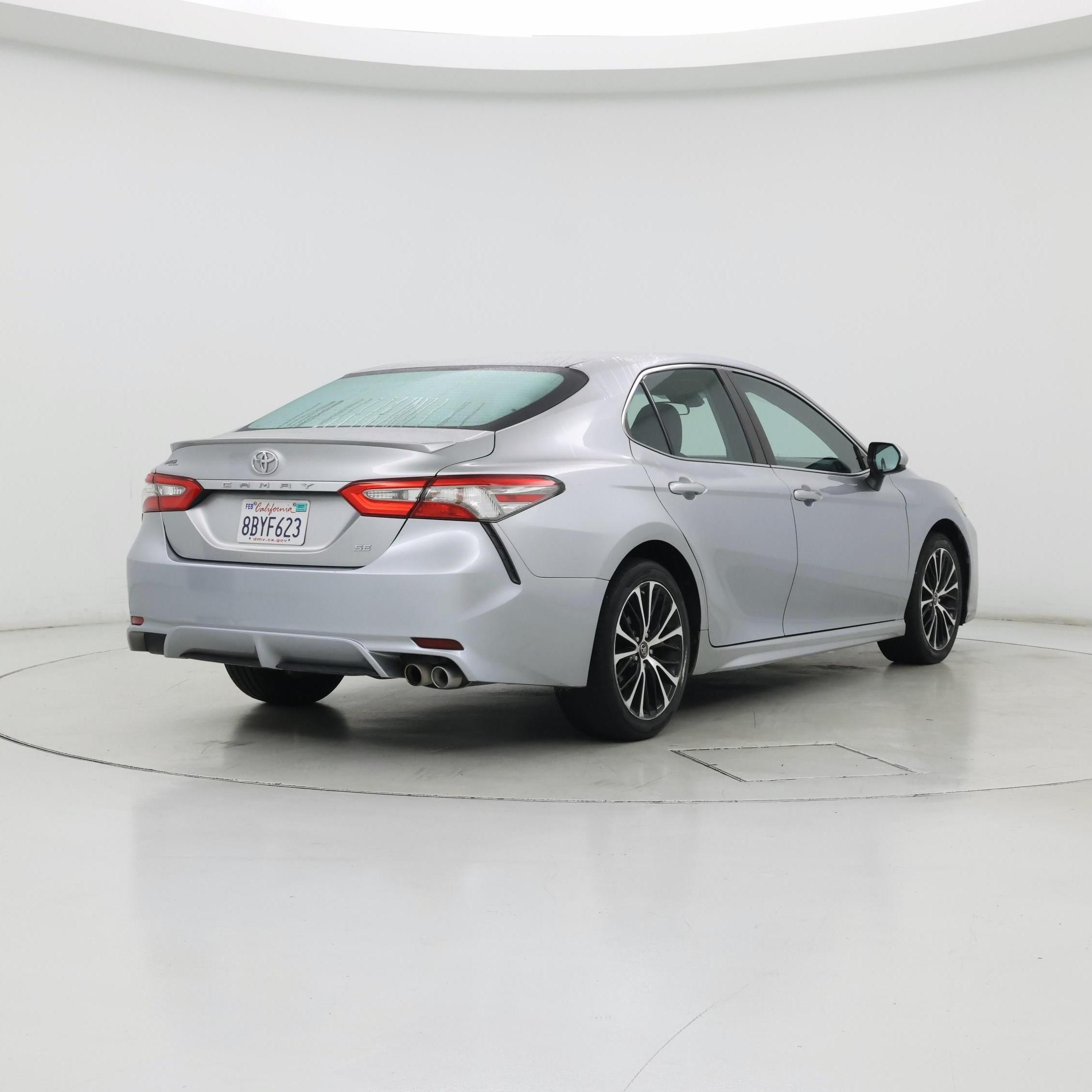 Thumbnail: 2018 Toyota Camry - 8