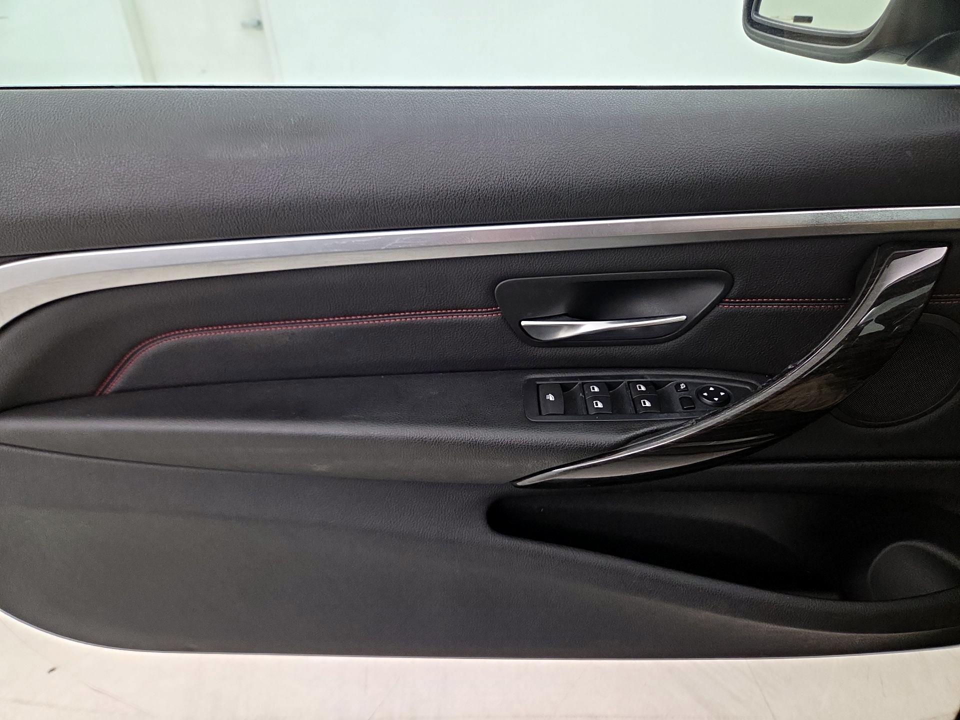 Thumbnail: 2016 BMW 4 Series - 12