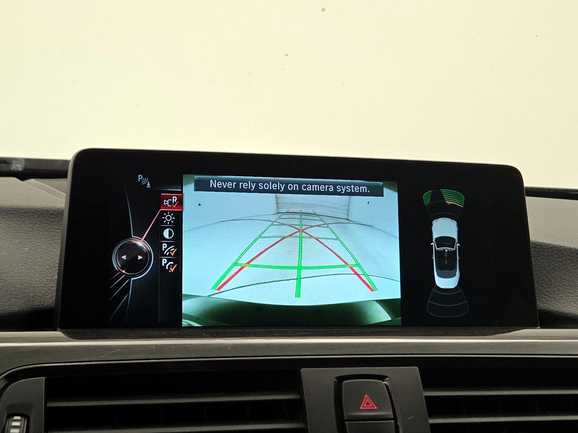 Thumbnail: 2016 BMW 4 Series - 15
