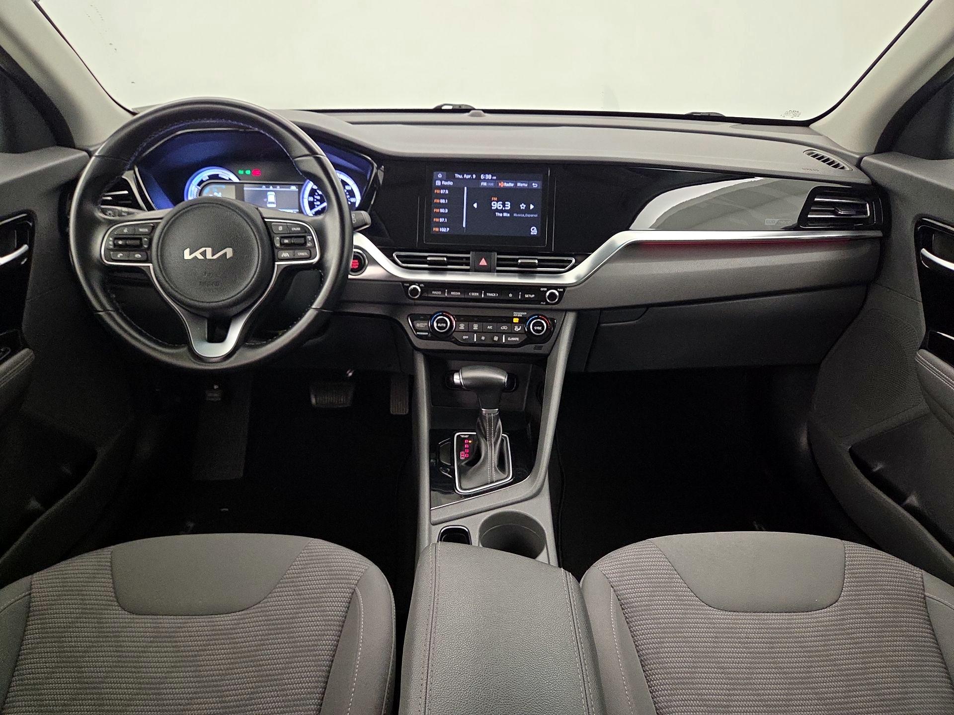 Thumbnail: 2022 Kia Niro - 9