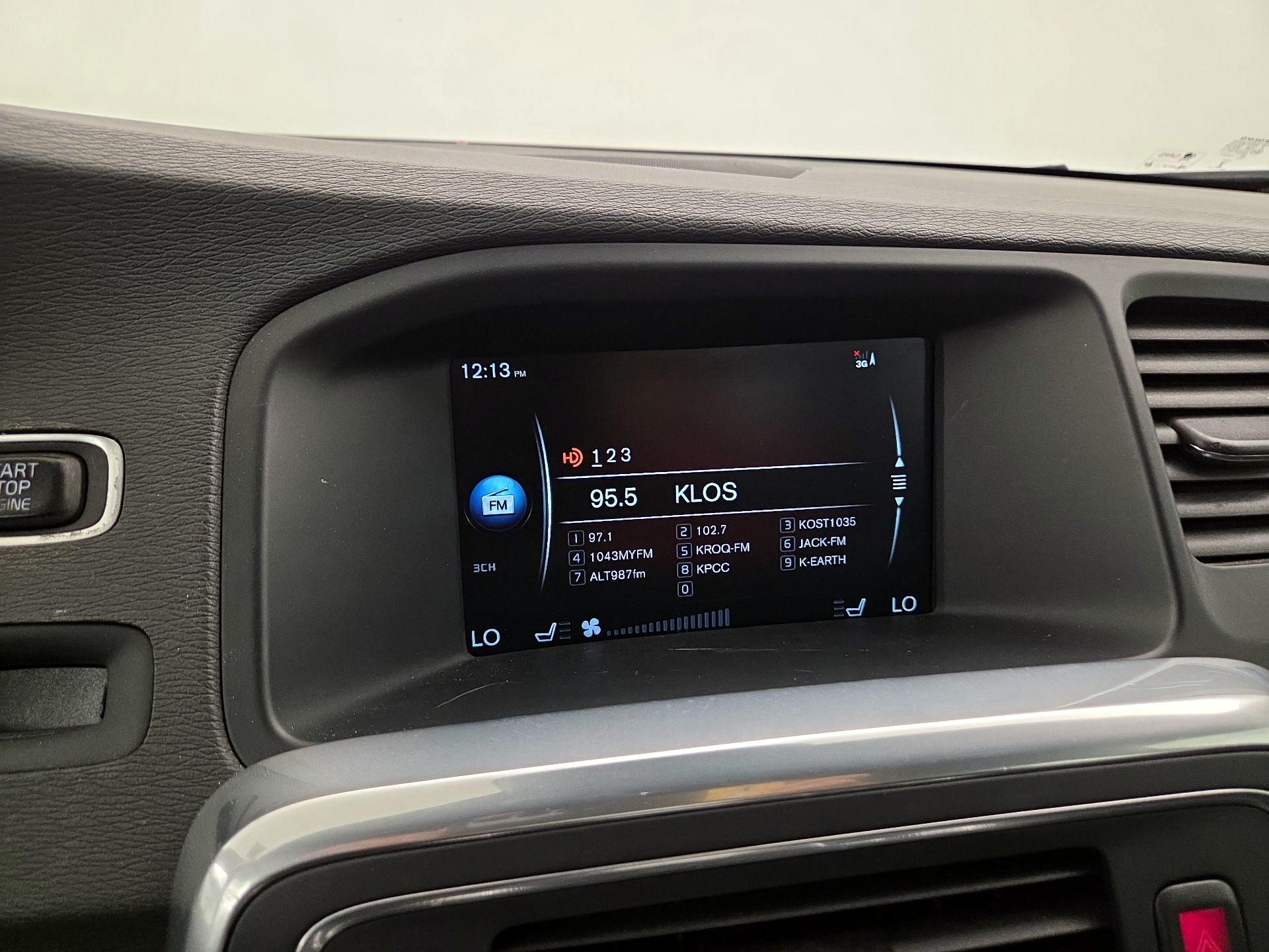 Thumbnail: 2015 Volvo S60 - 16