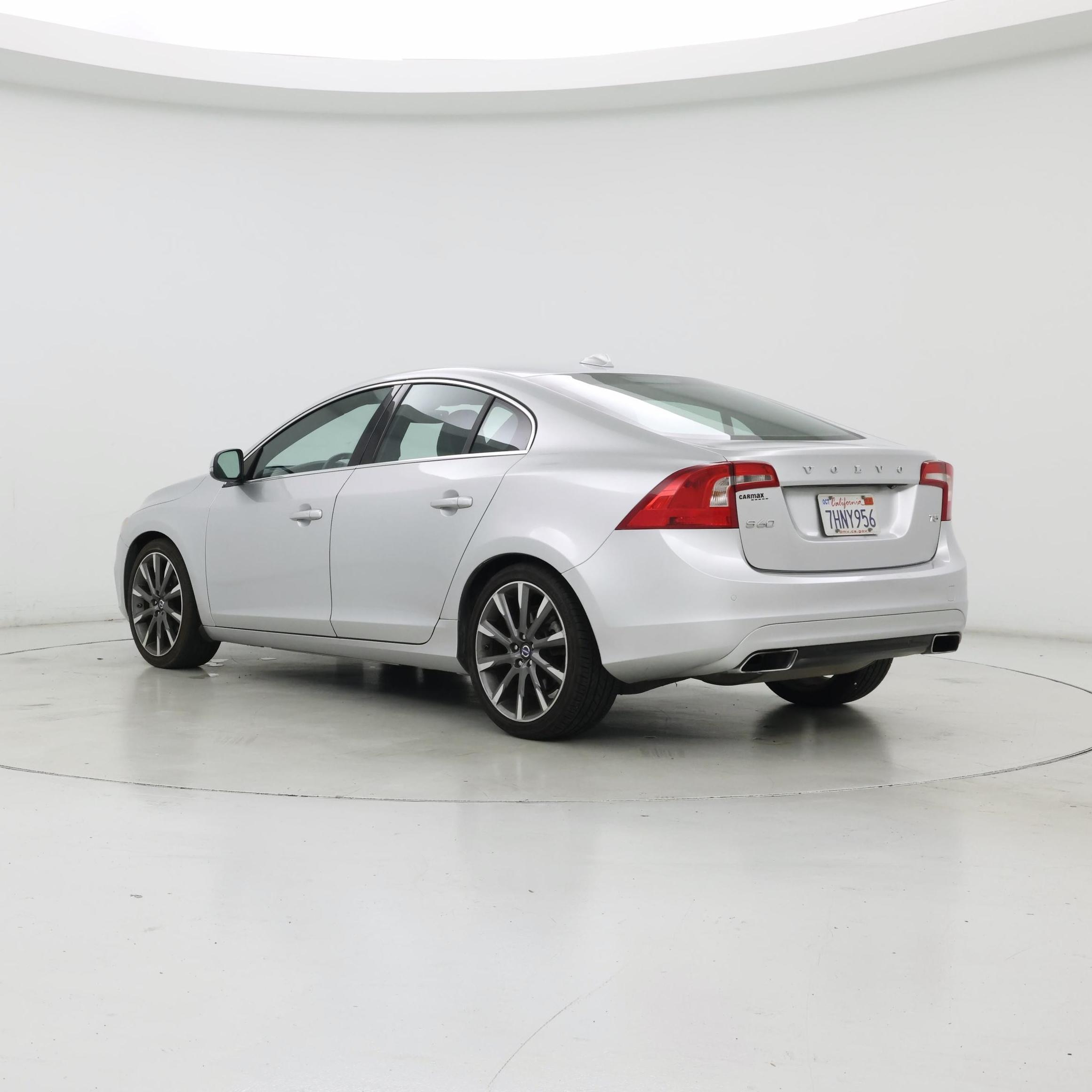 Thumbnail: 2015 Volvo S60 - 2